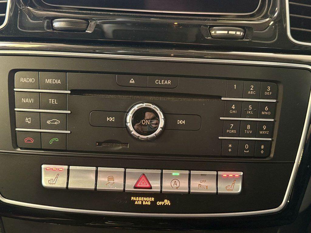 Mercedes-Benz Gle view 49