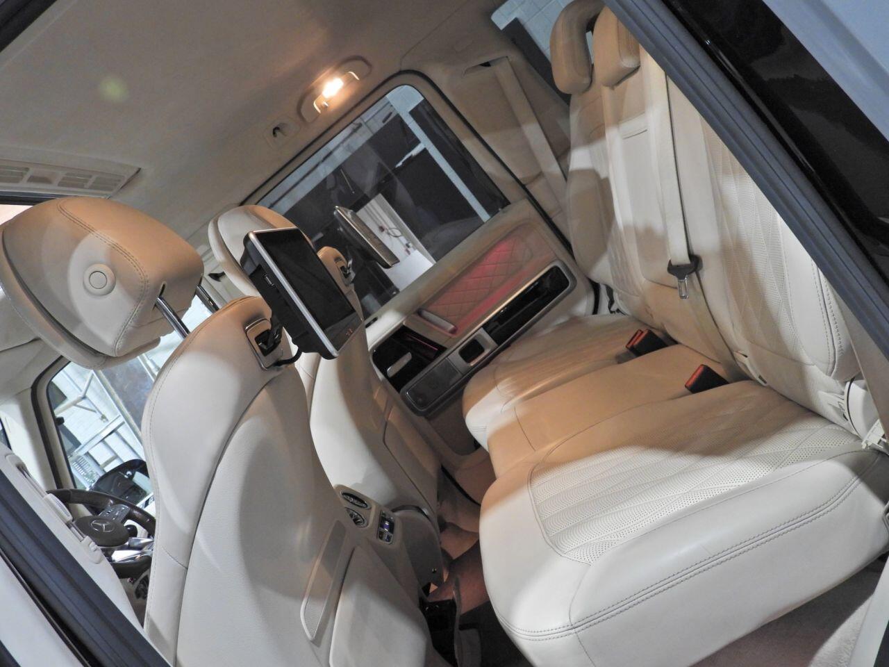 Mercedes-Benz G-Class view 43