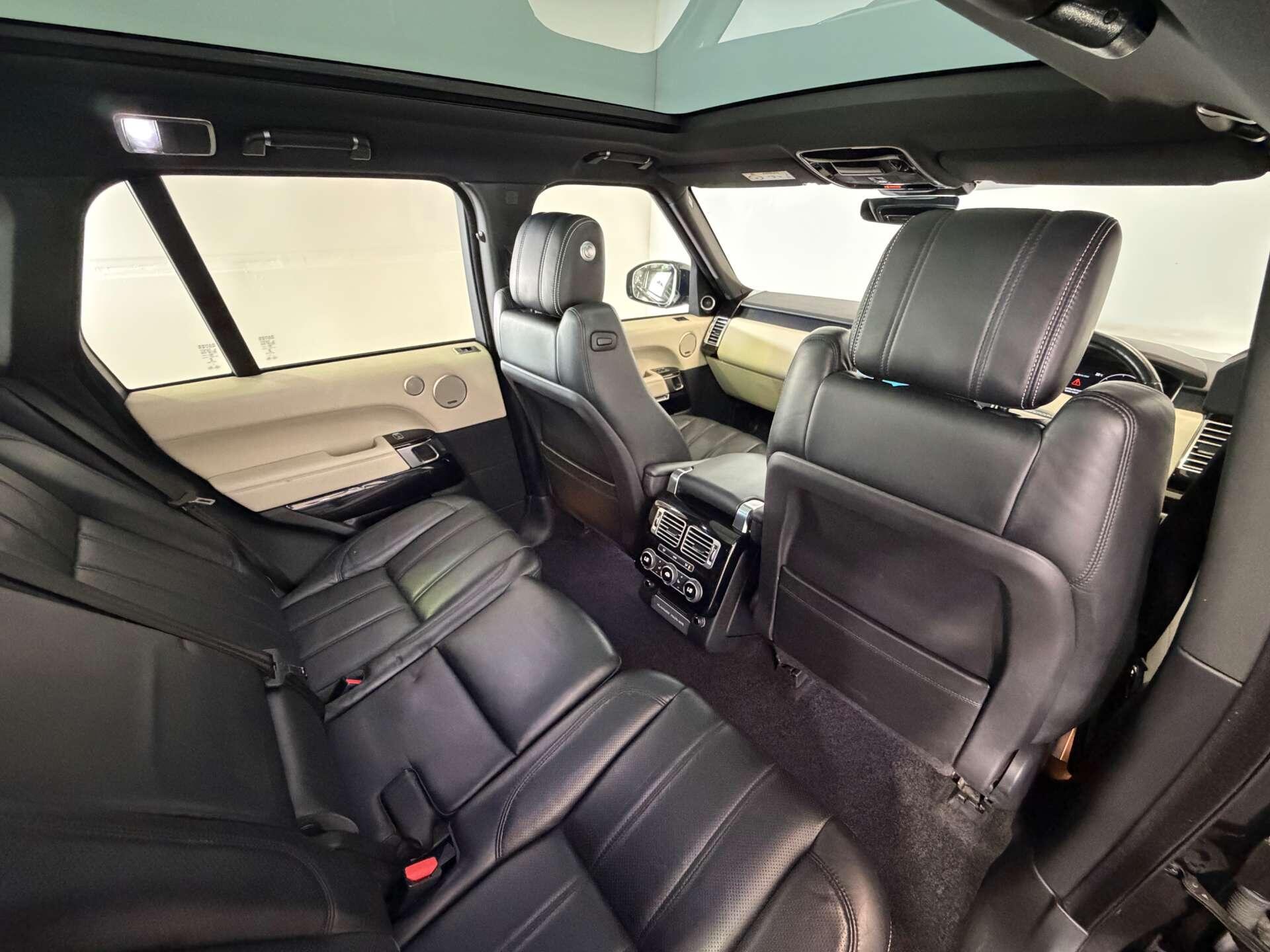 Land Rover Range Rover view 13