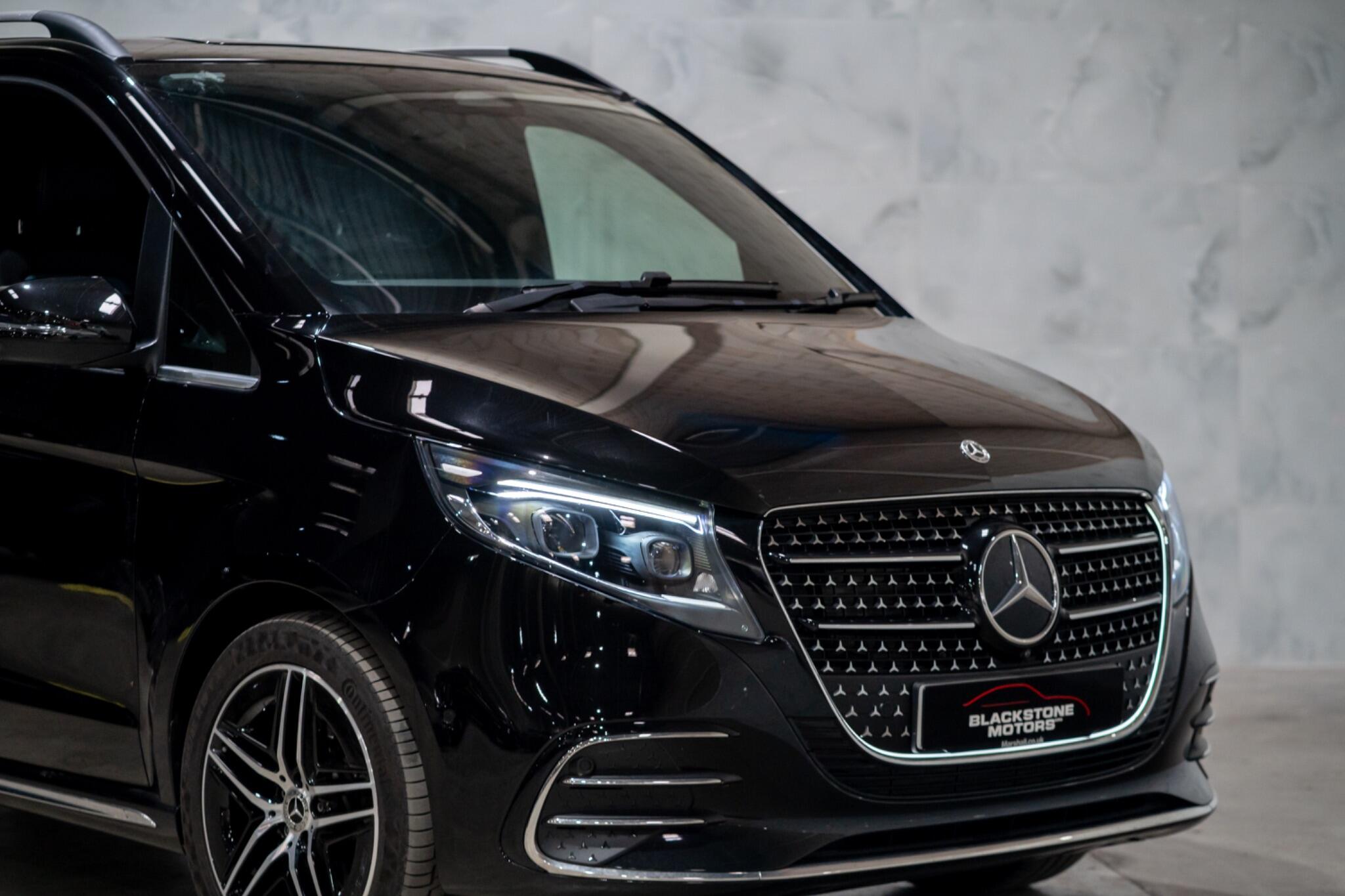 Mercedes-Benz V-Class view 5