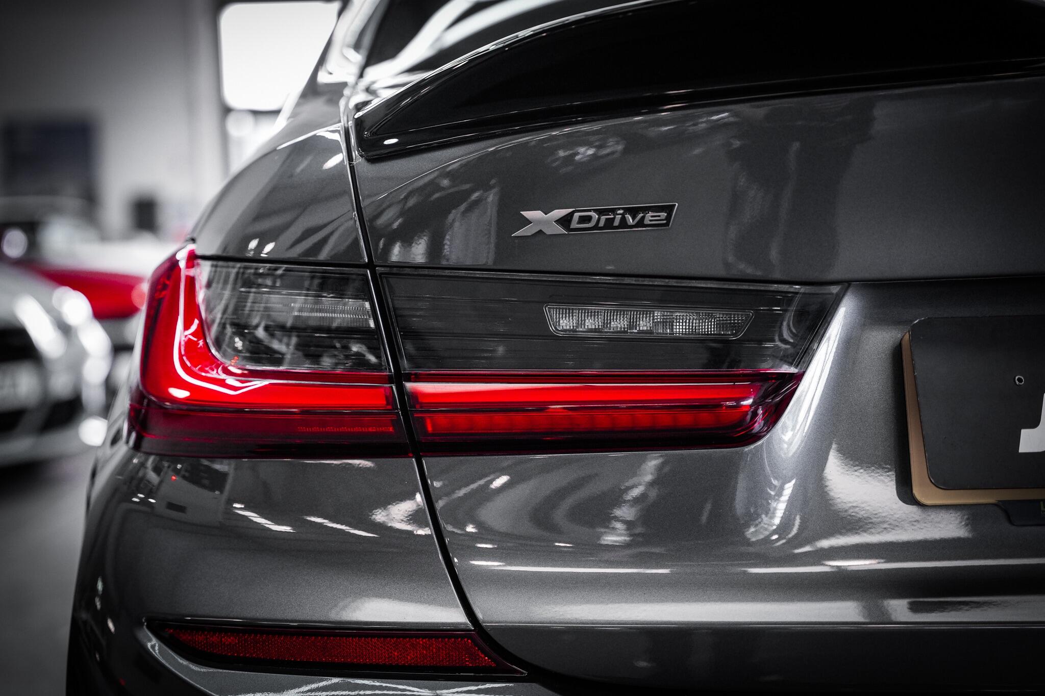 BMW 3 Series view 35