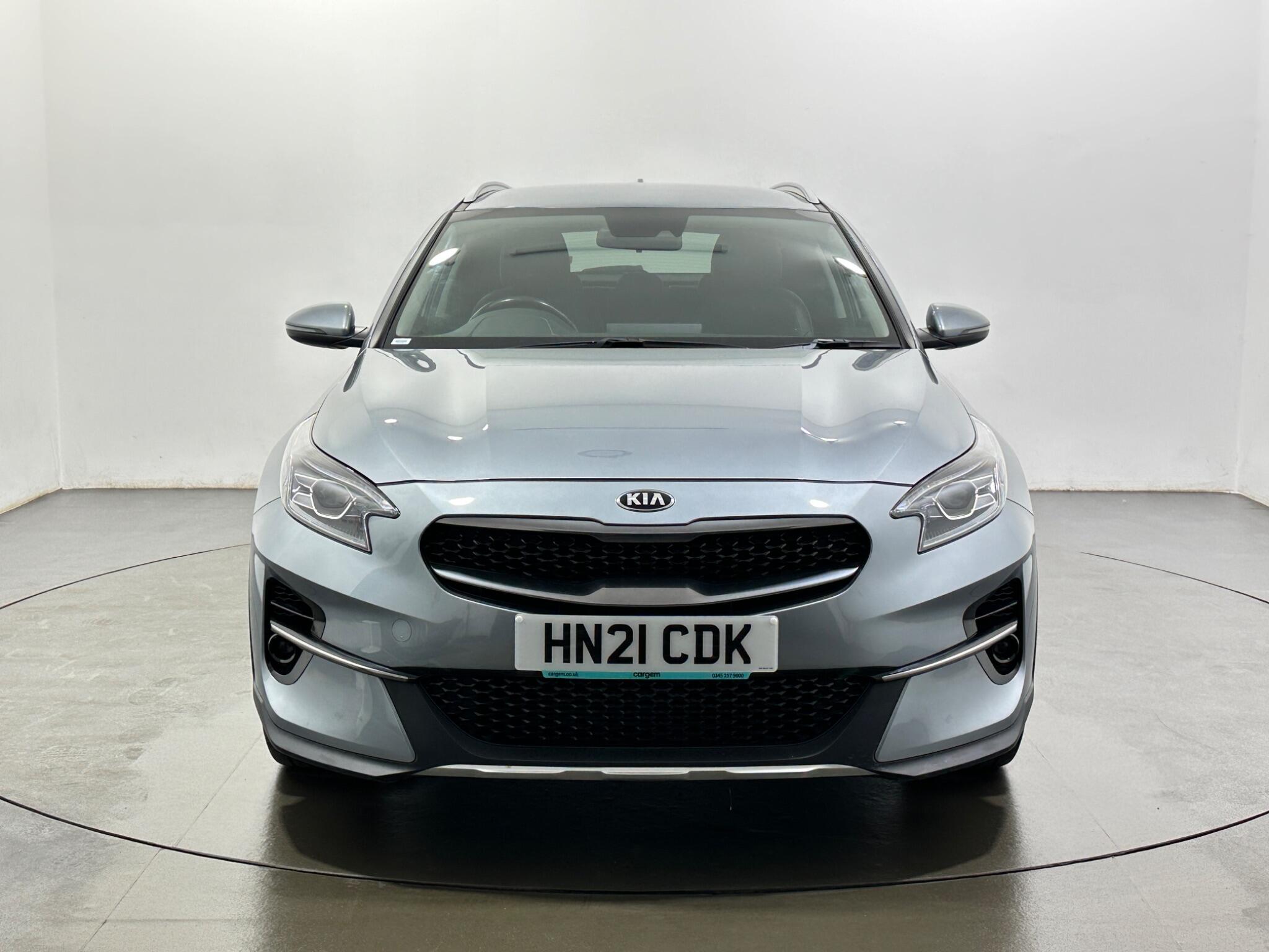 Kia Xceed view 3
