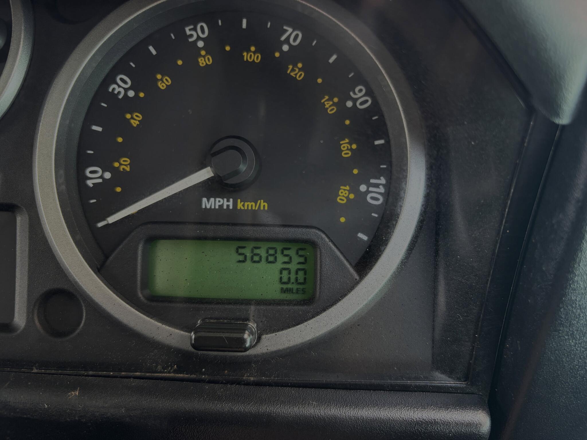 Land Rover Defender view 9