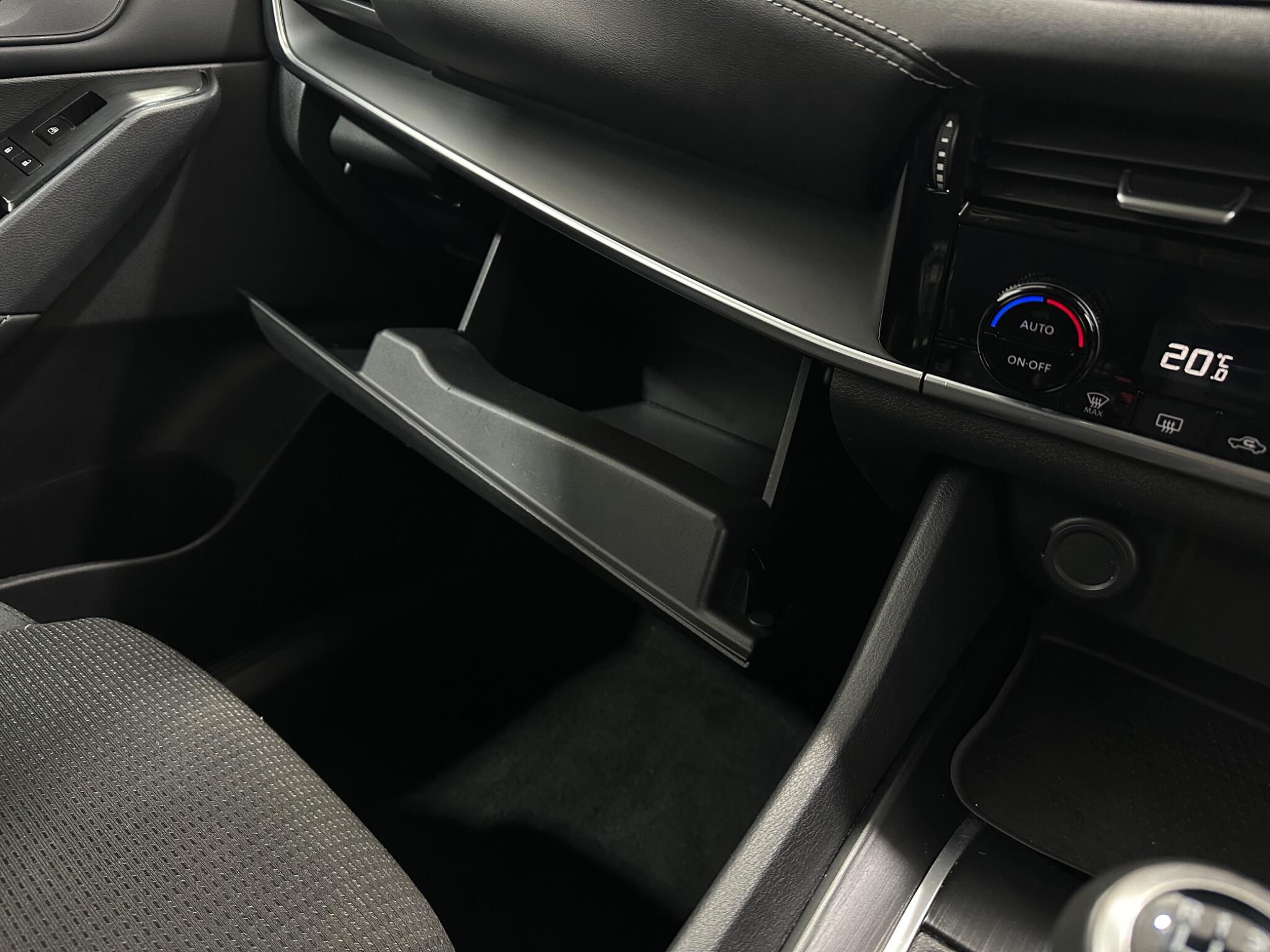 Nissan Qashqai view 25