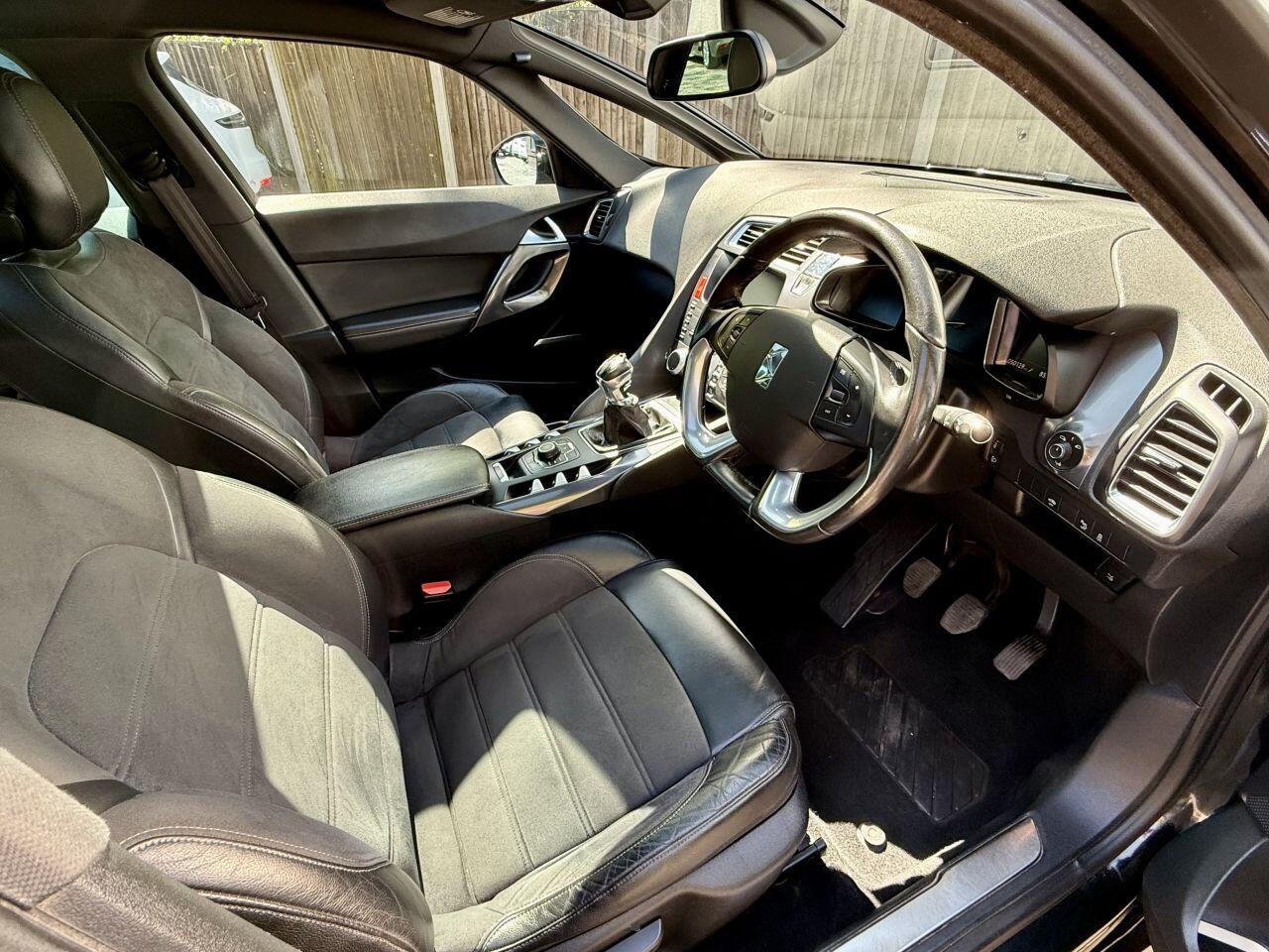 Citroen DS5 view 11