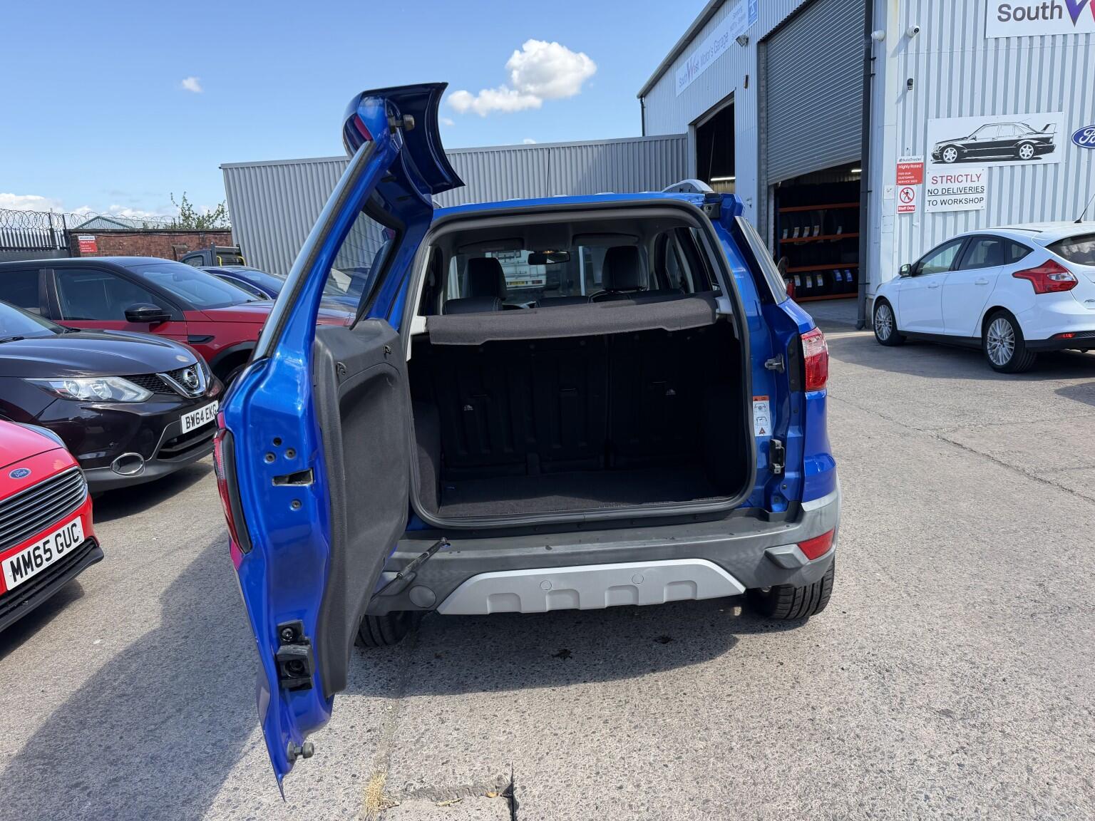 Ford Ecosport view 18