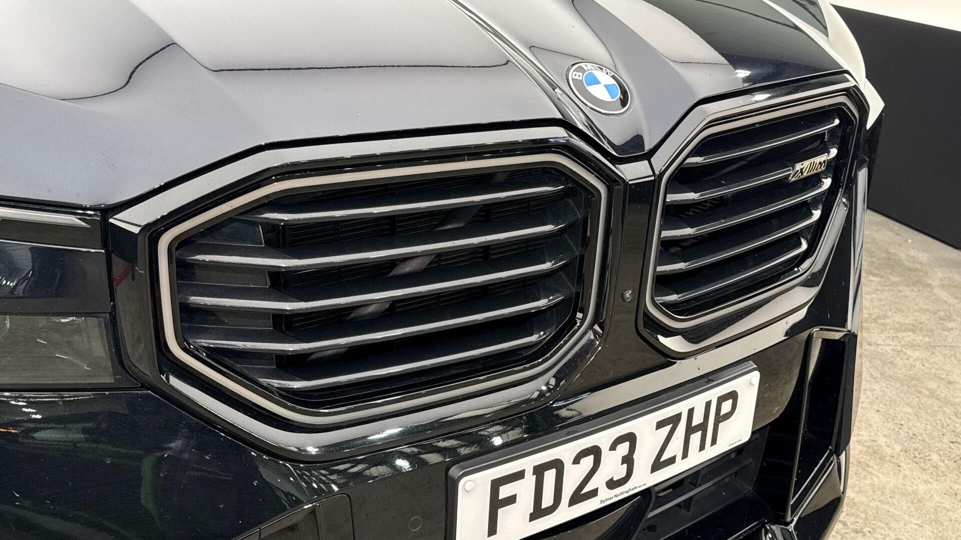BMW XM view 36
