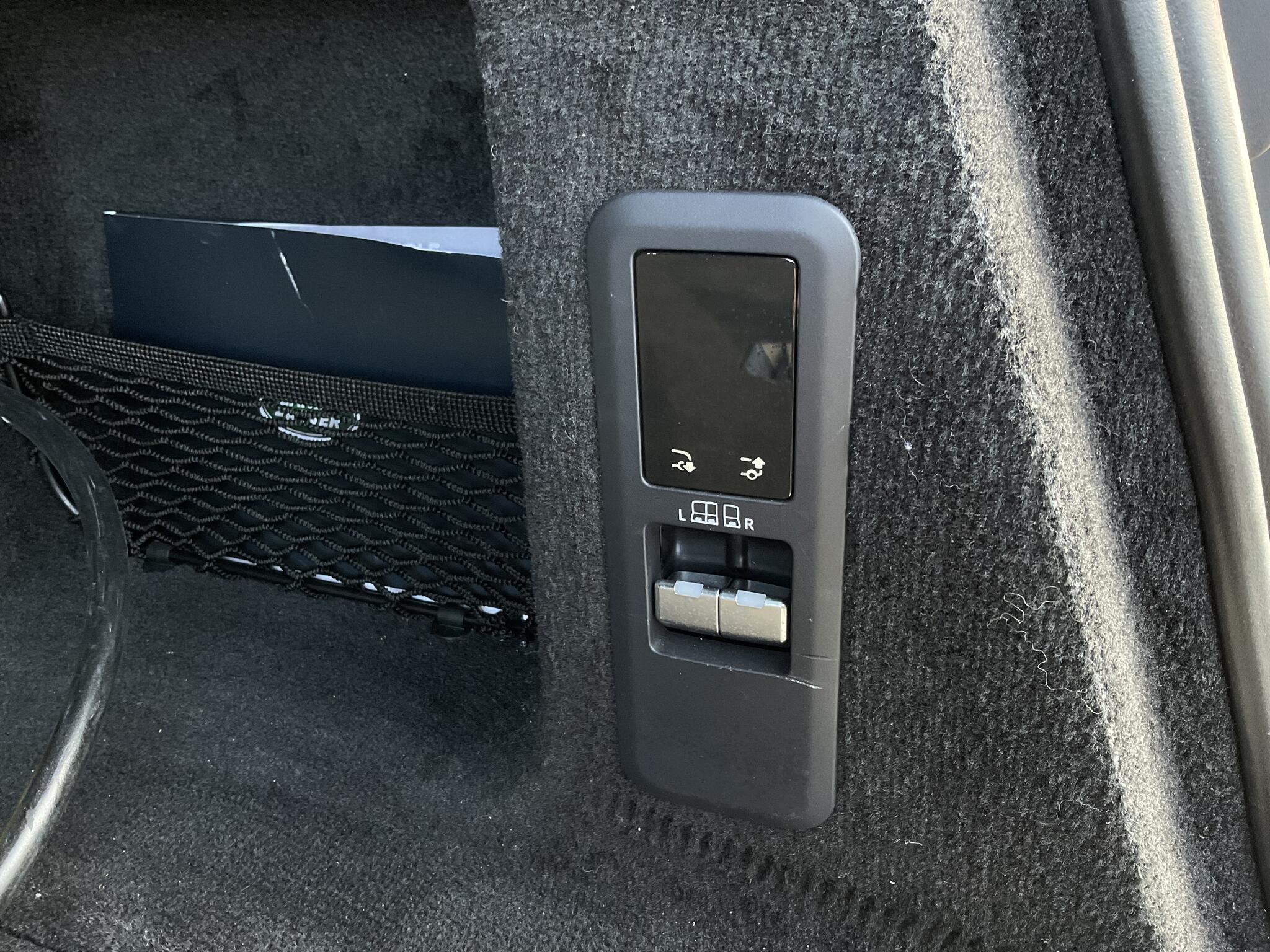 Land Rover Range Rover Sport view 25