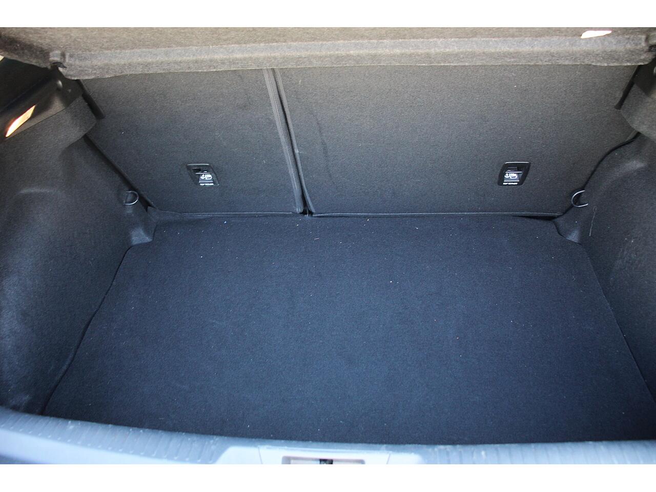 Renault Megane view 18