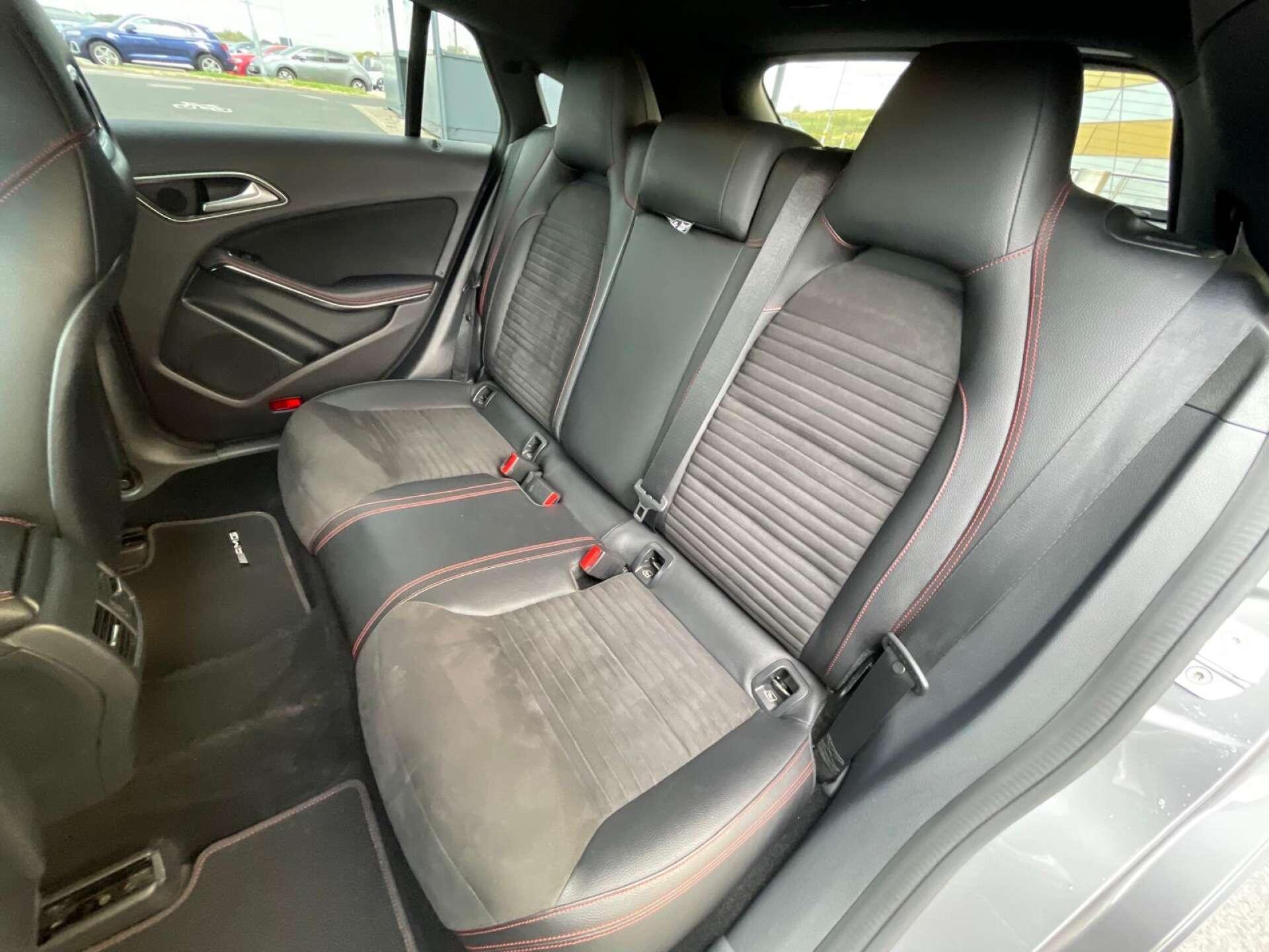 Mercedes-Benz Cla view 43
