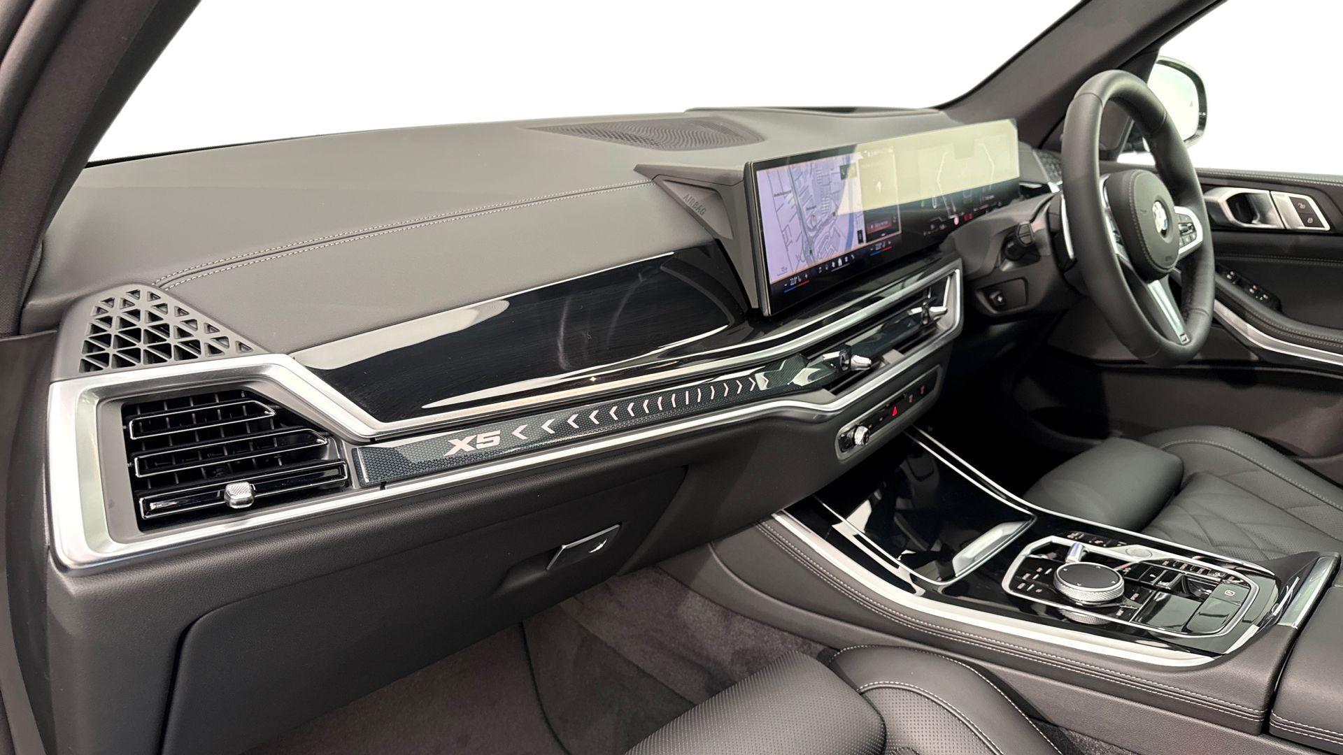 BMW X5 view 7