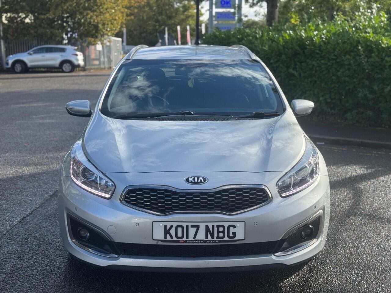 Kia Ceed view 2