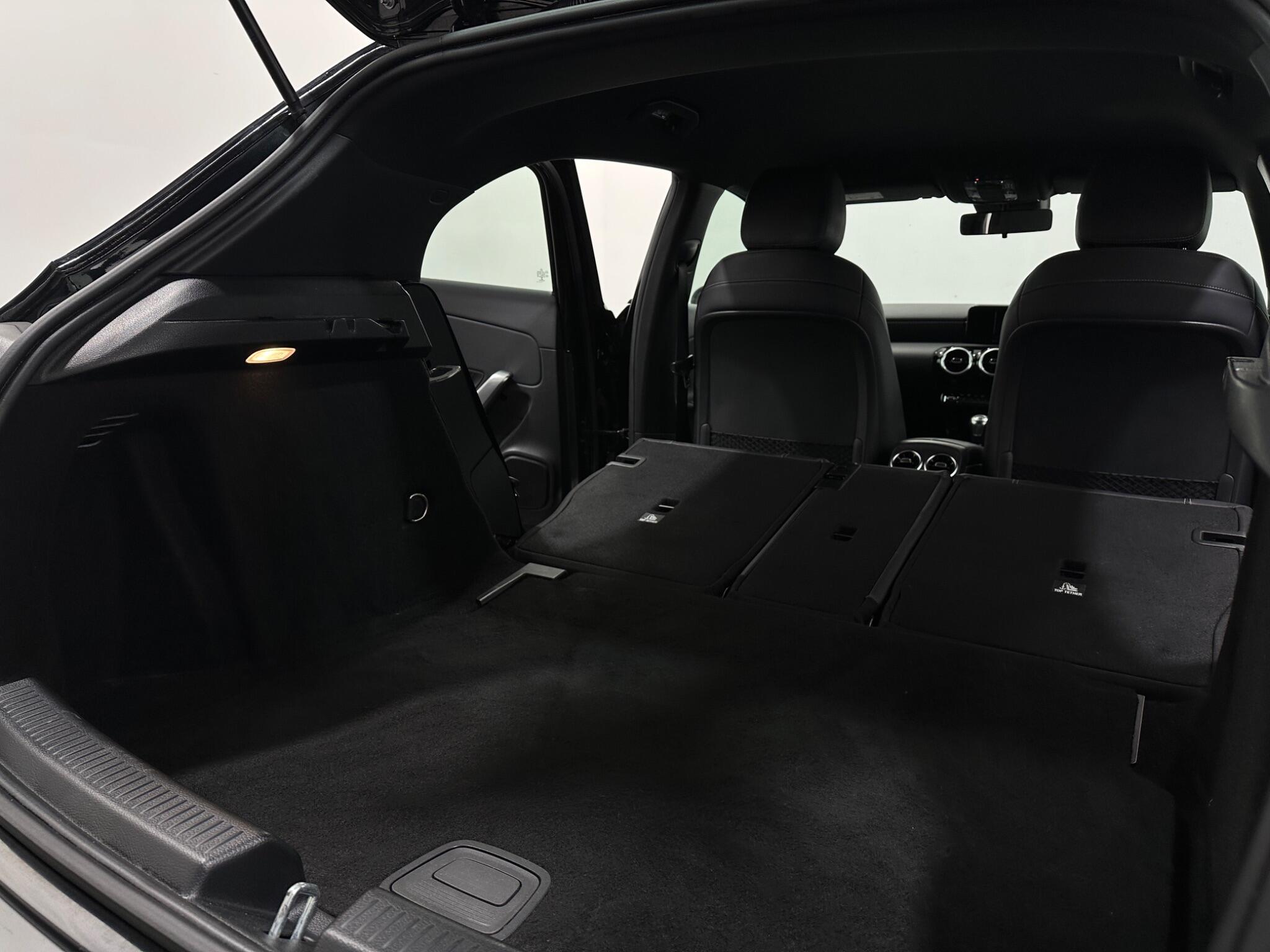 Mercedes-Benz A Class view 41
