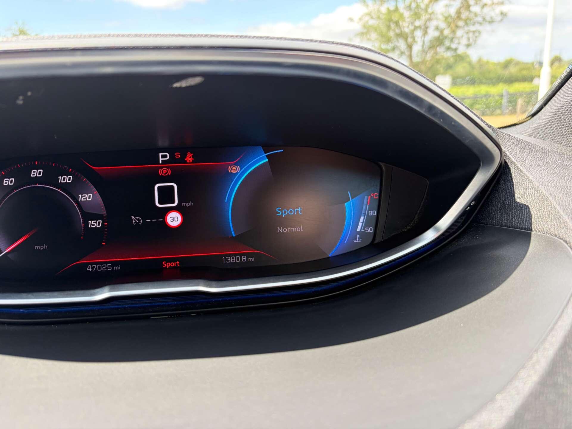 Peugeot 5008 view 42