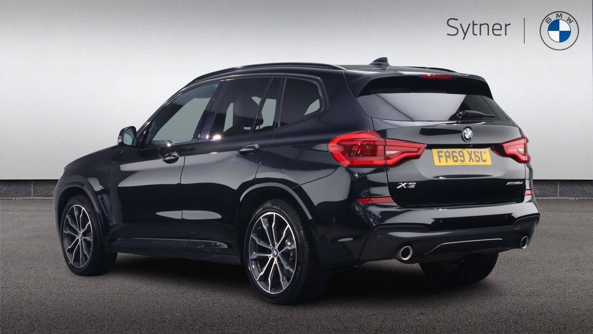 BMW X3 view 2