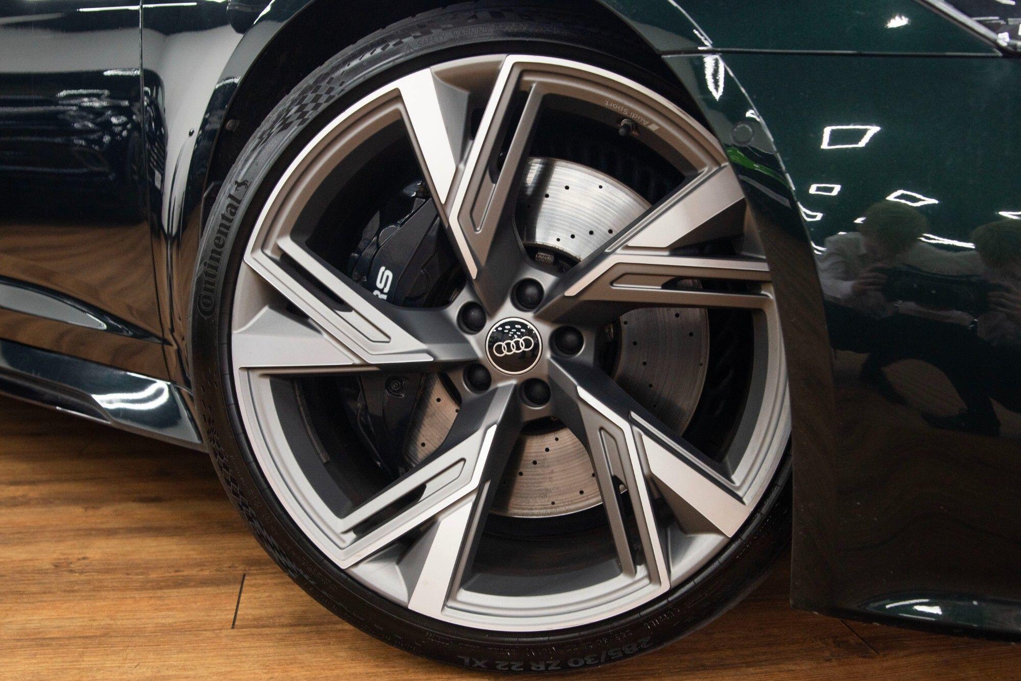 Audi RS6 view 5