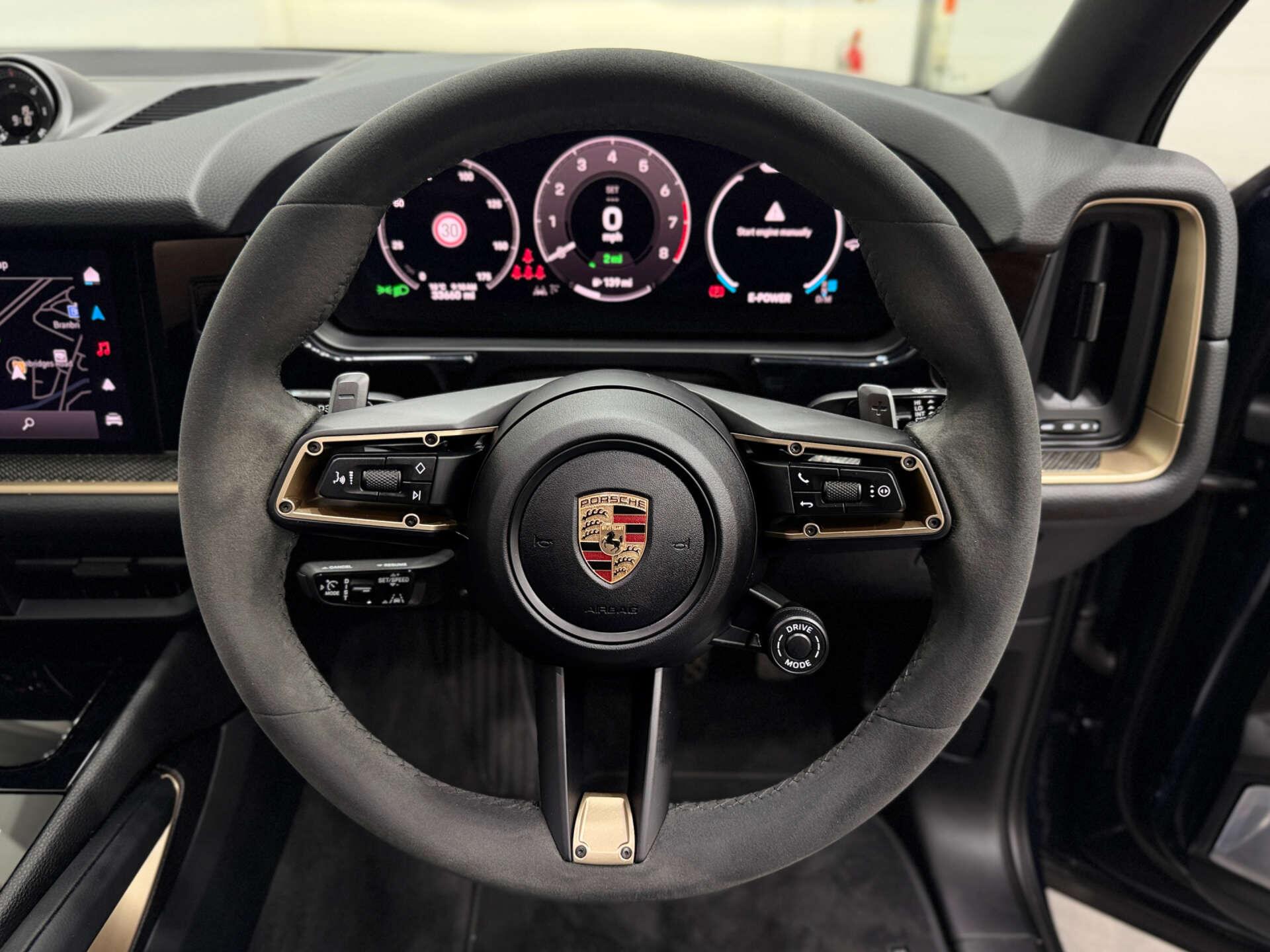 Porsche Cayenne view 20