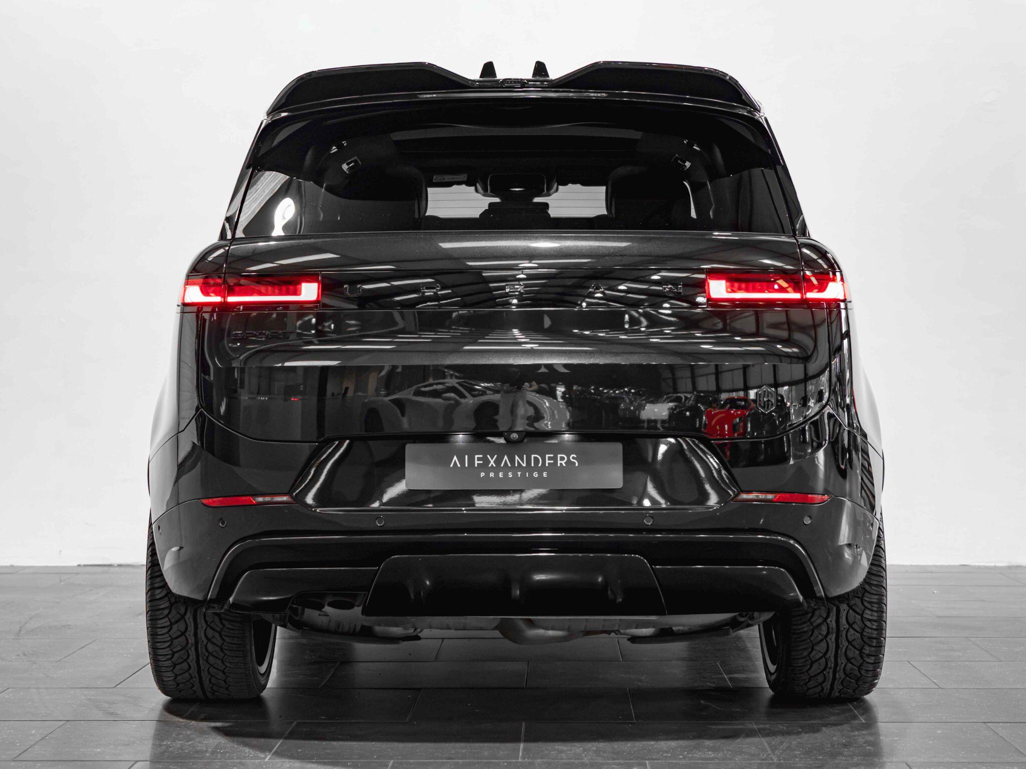 Land Rover Range Rover Sport view 11