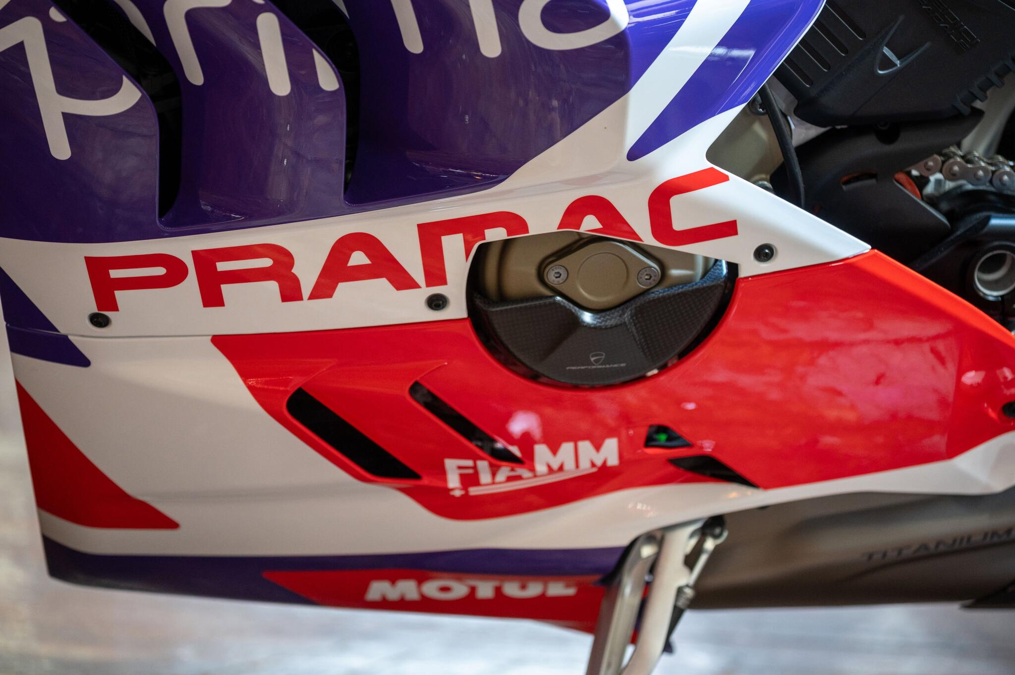 Ducati Panigale V4 view 23