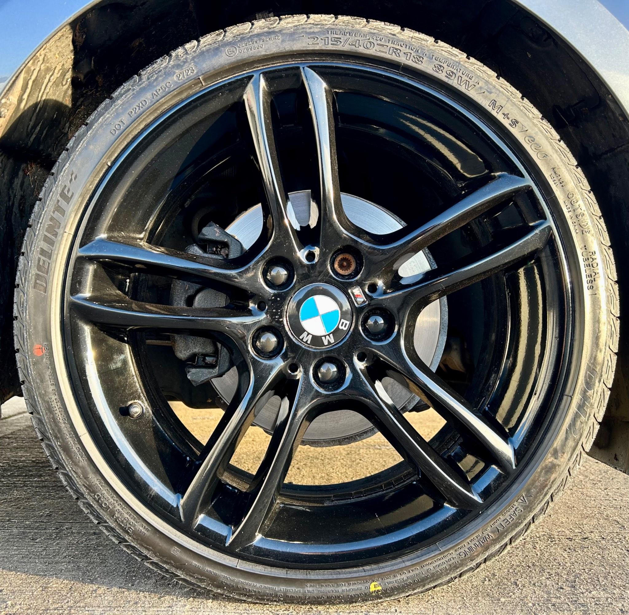 BMW 1 Series view 14