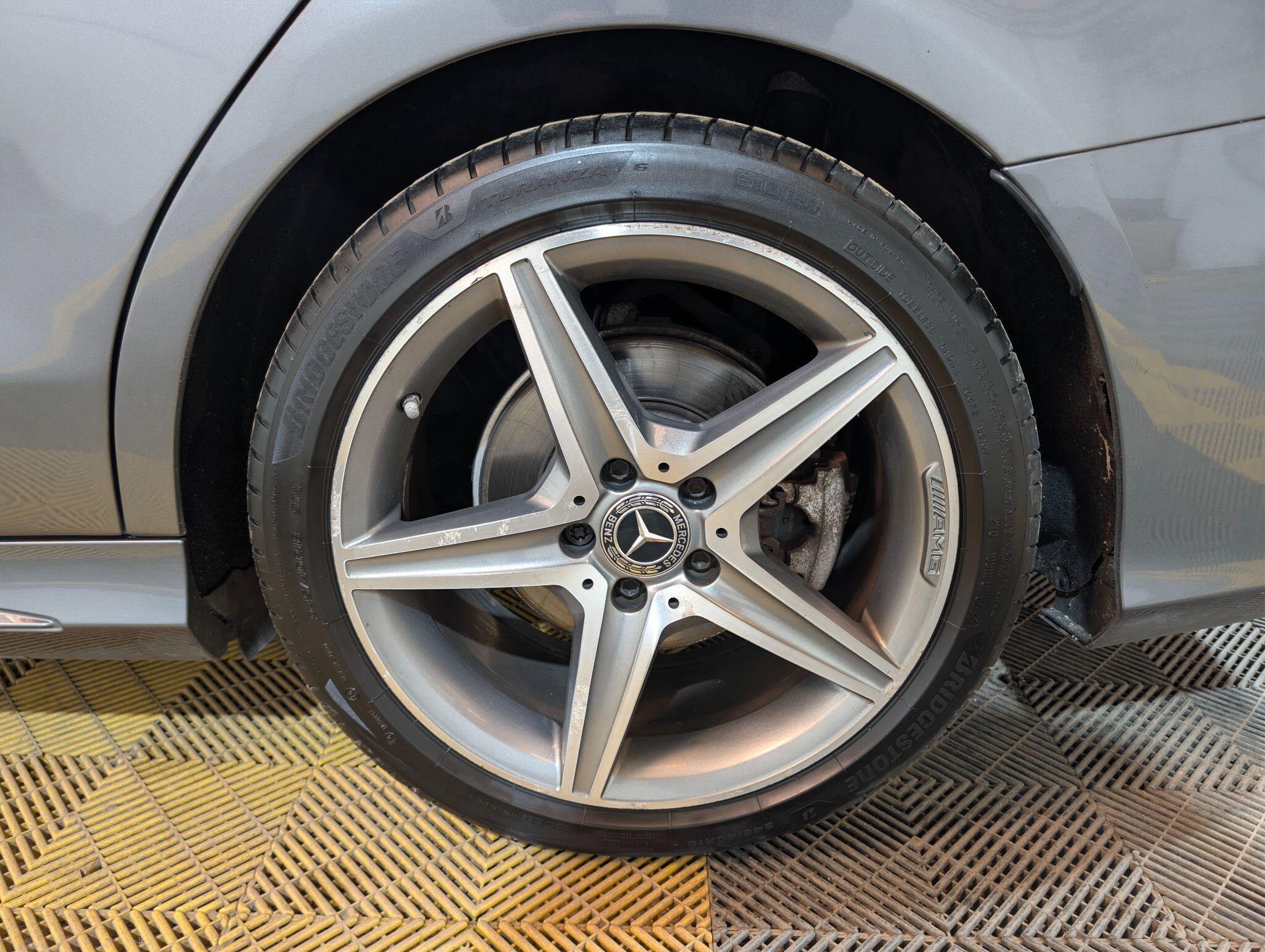 Mercedes-Benz C Class view 20