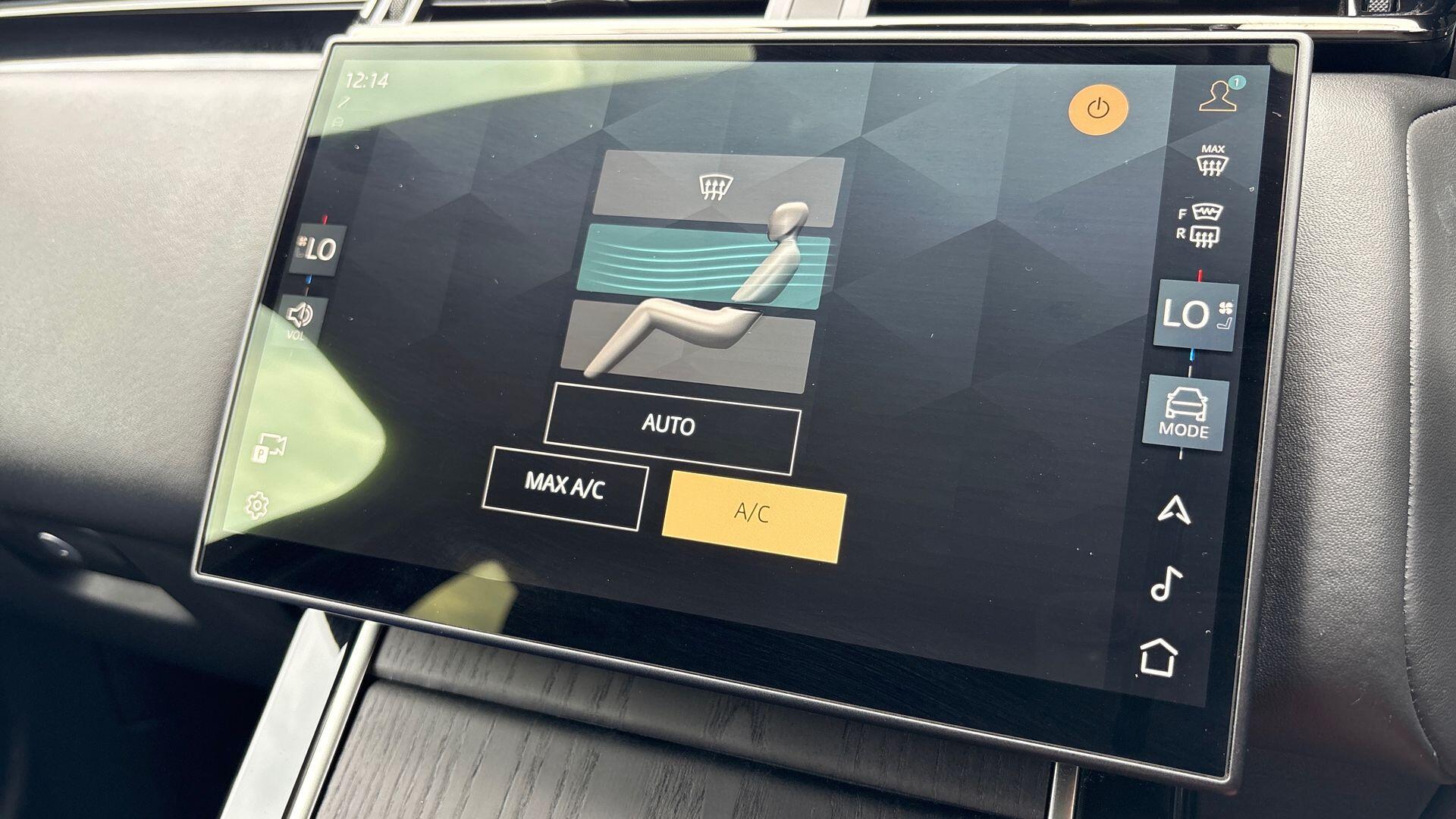Land Rover Range Rover Velar view 38