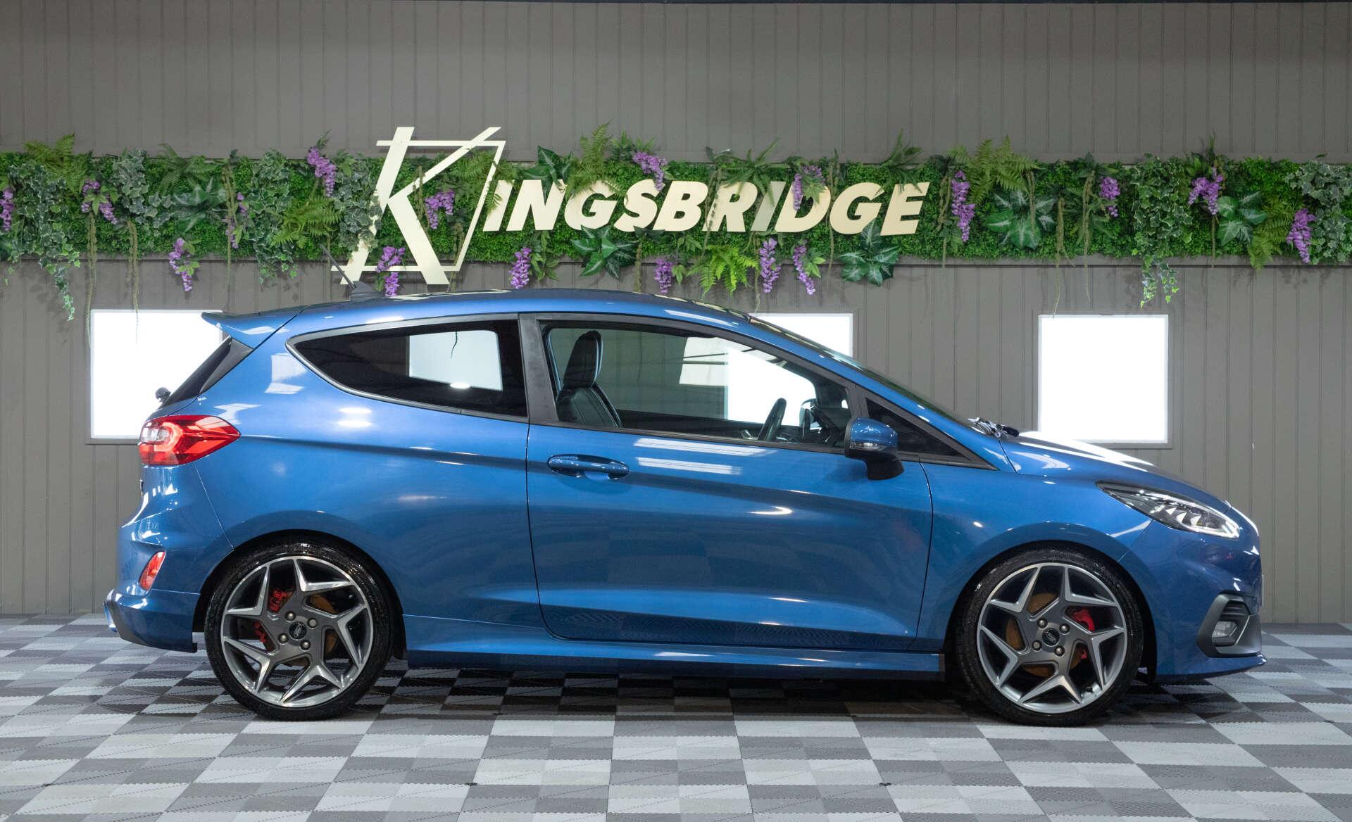 Ford Fiesta view 5