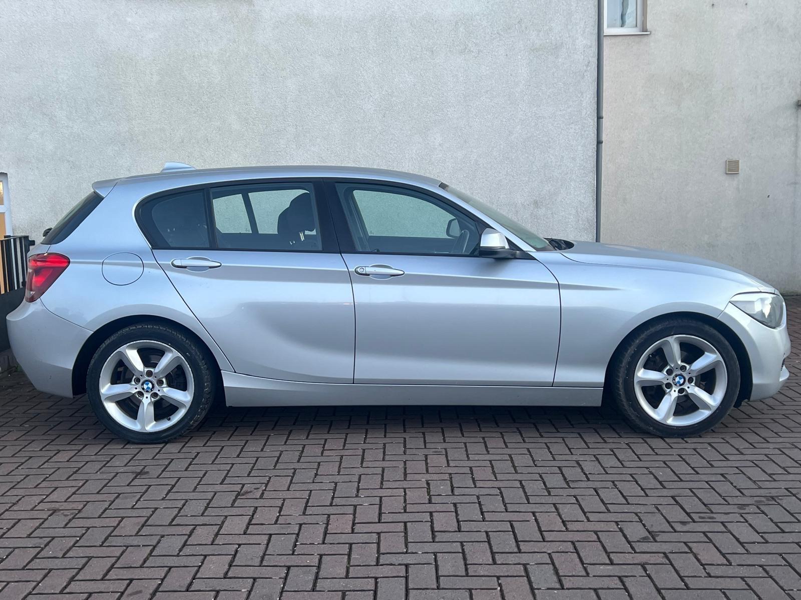 BMW 1 Series view 4