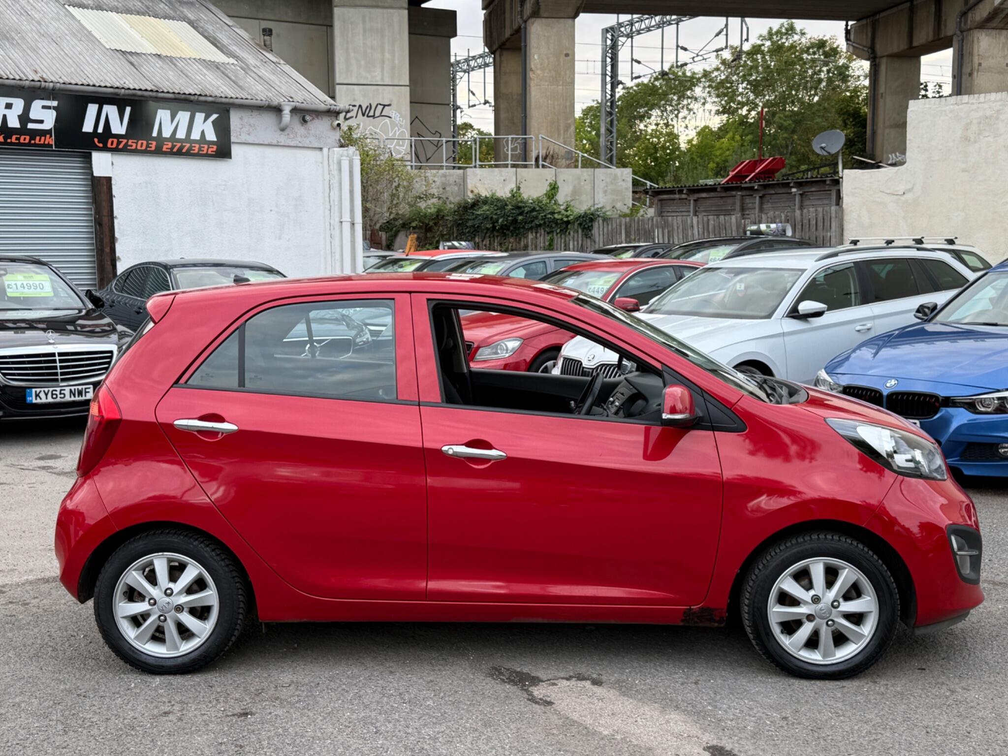 Kia Picanto - Image 17