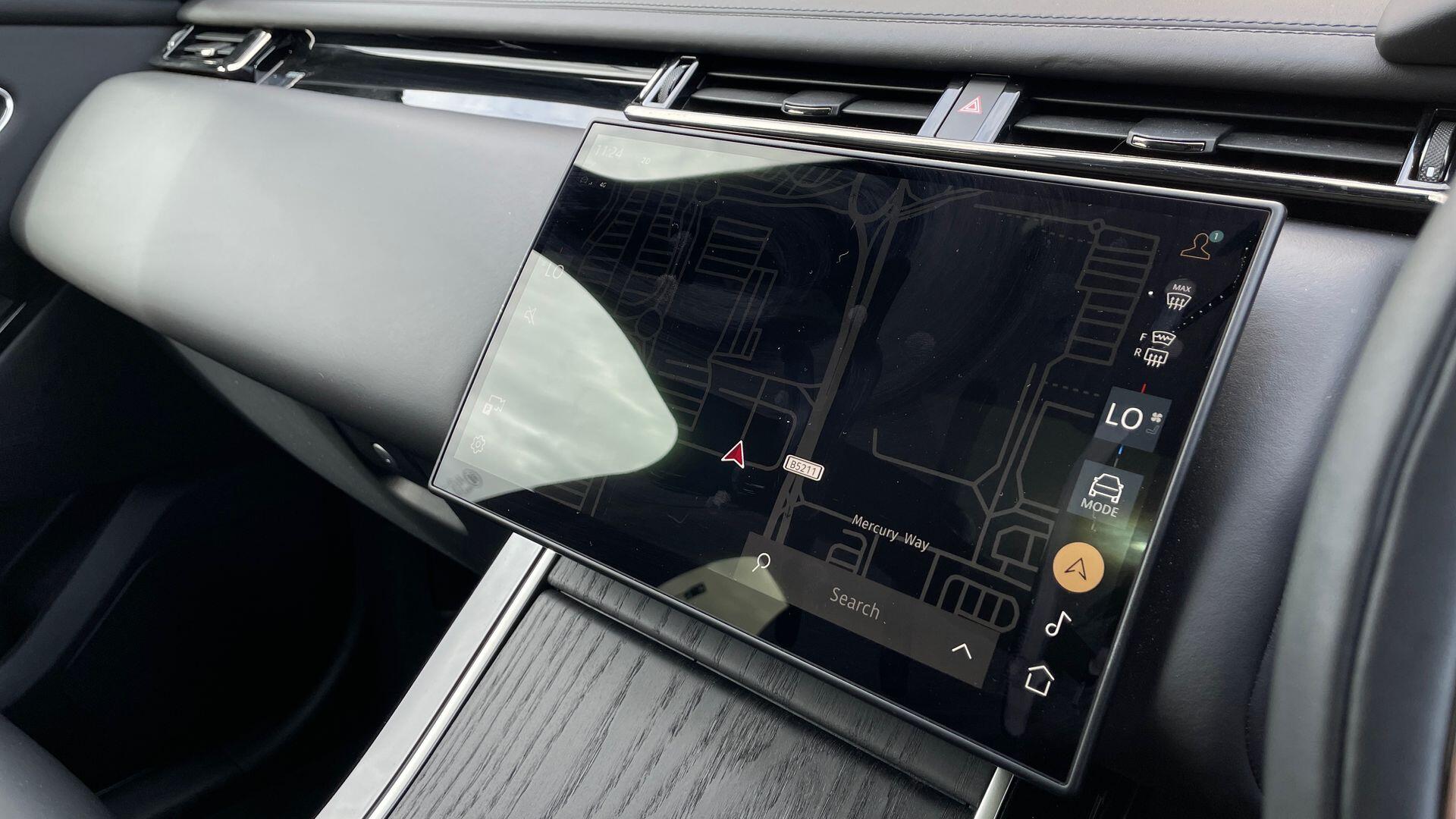 Land Rover Range Rover Velar view 11