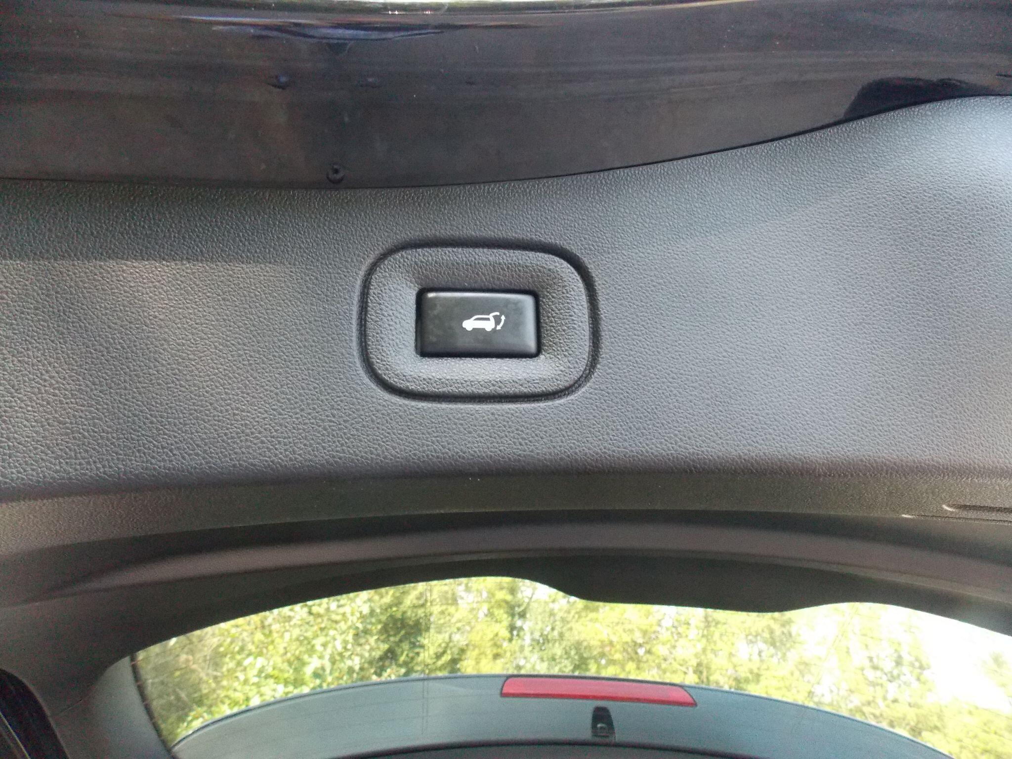Renault Koleos view 16