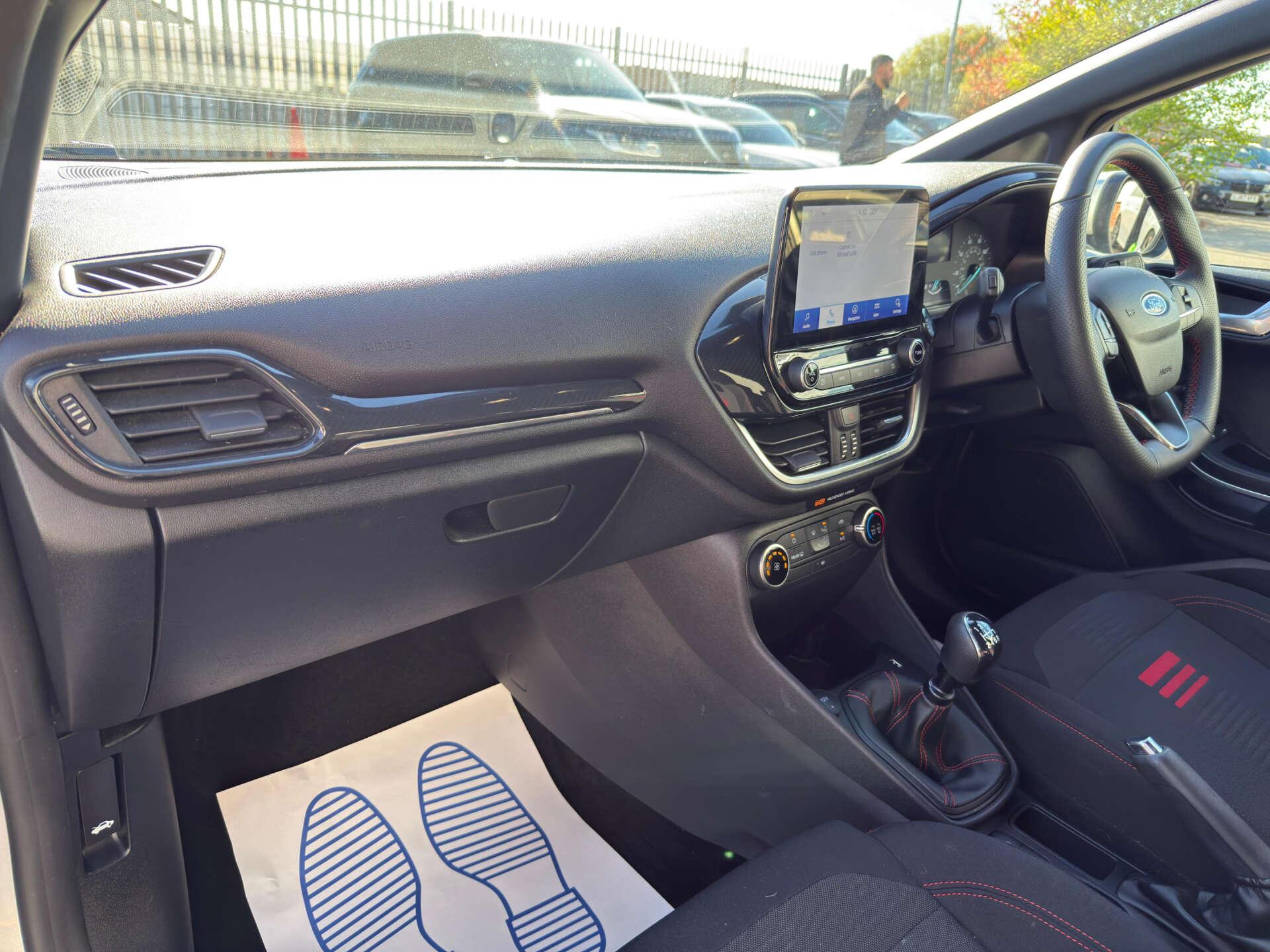 Ford Fiesta view 20