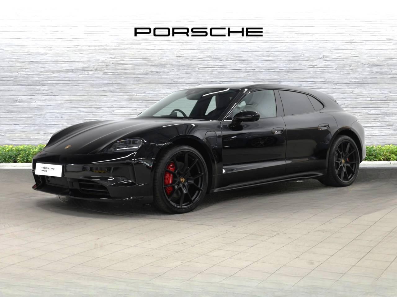 Porsche Taycan view 6