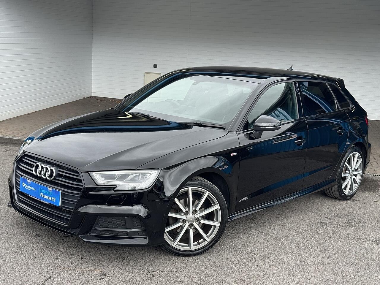 Audi A3 view 3