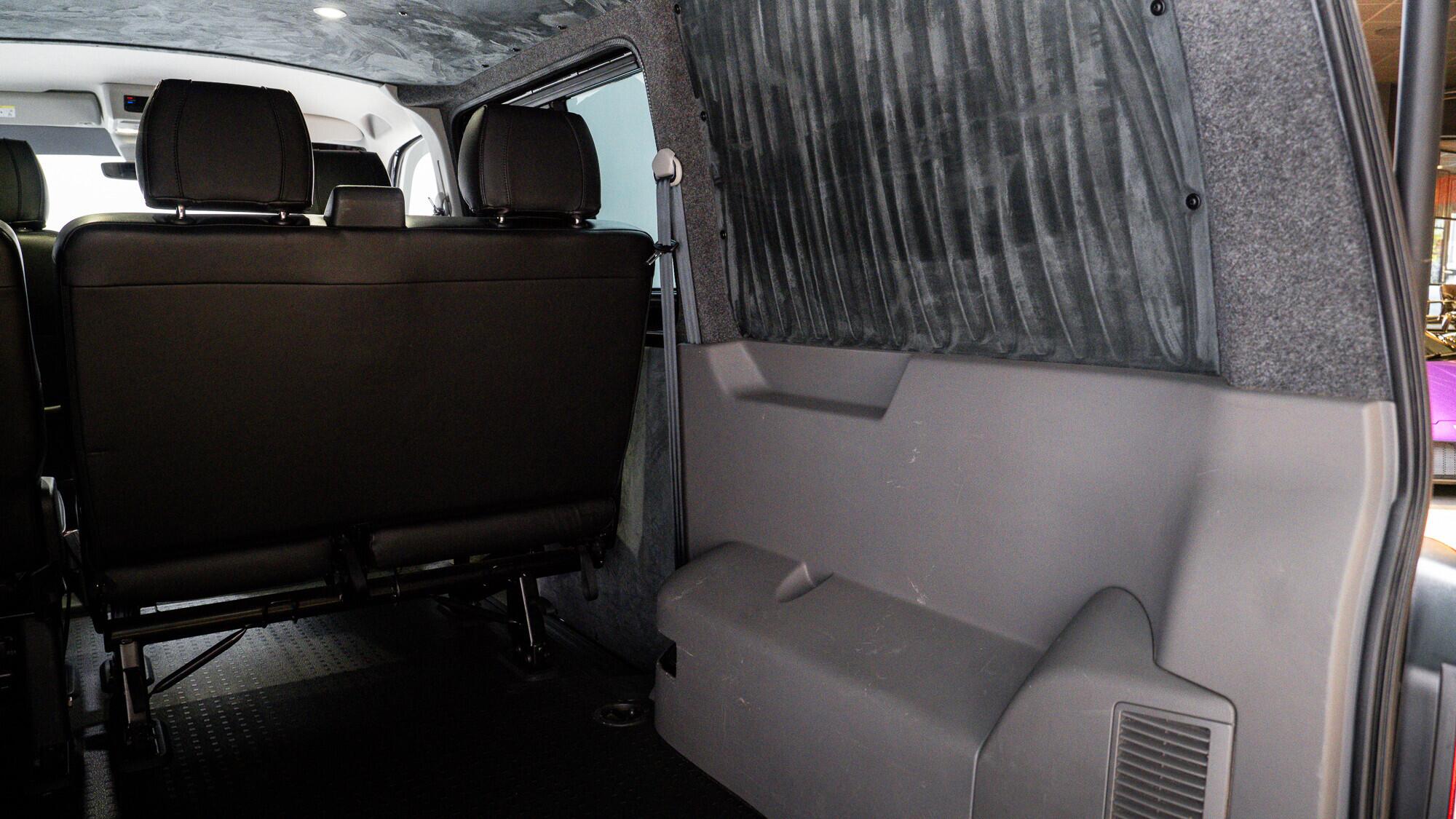 Volkswagen Transporter view 48