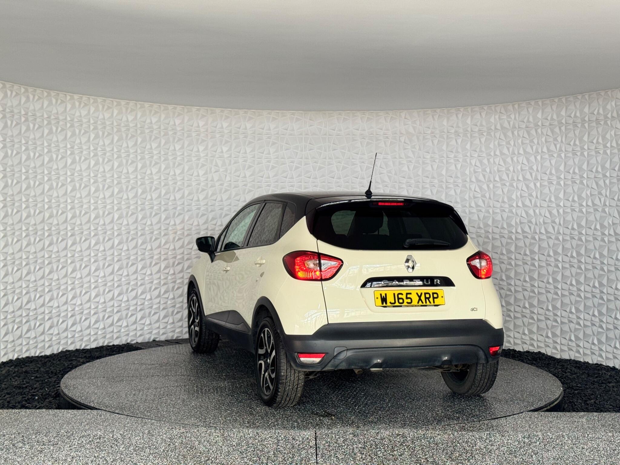 Renault Captur view 15