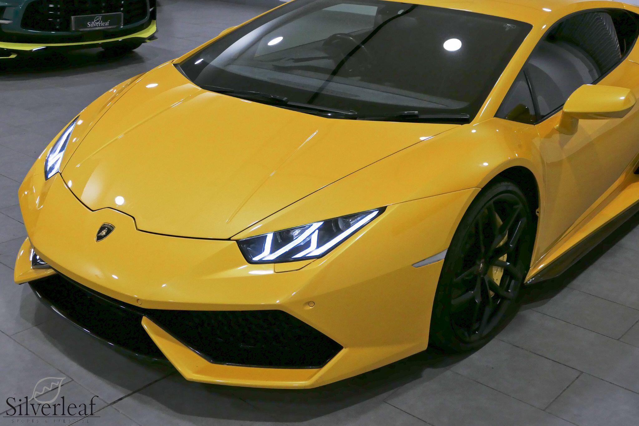 Lamborghini LP 610-4 view 30