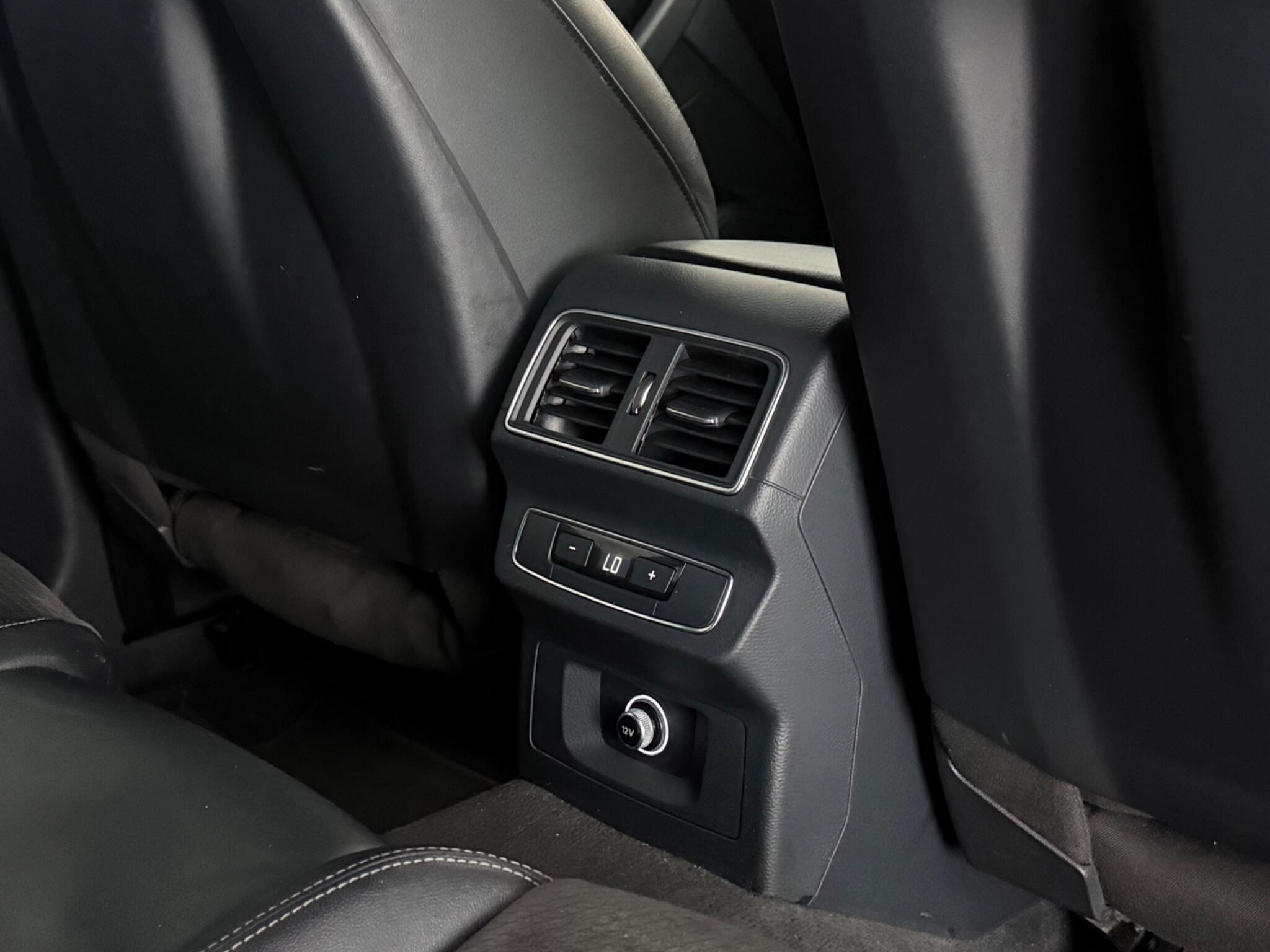 Audi Q5 view 32