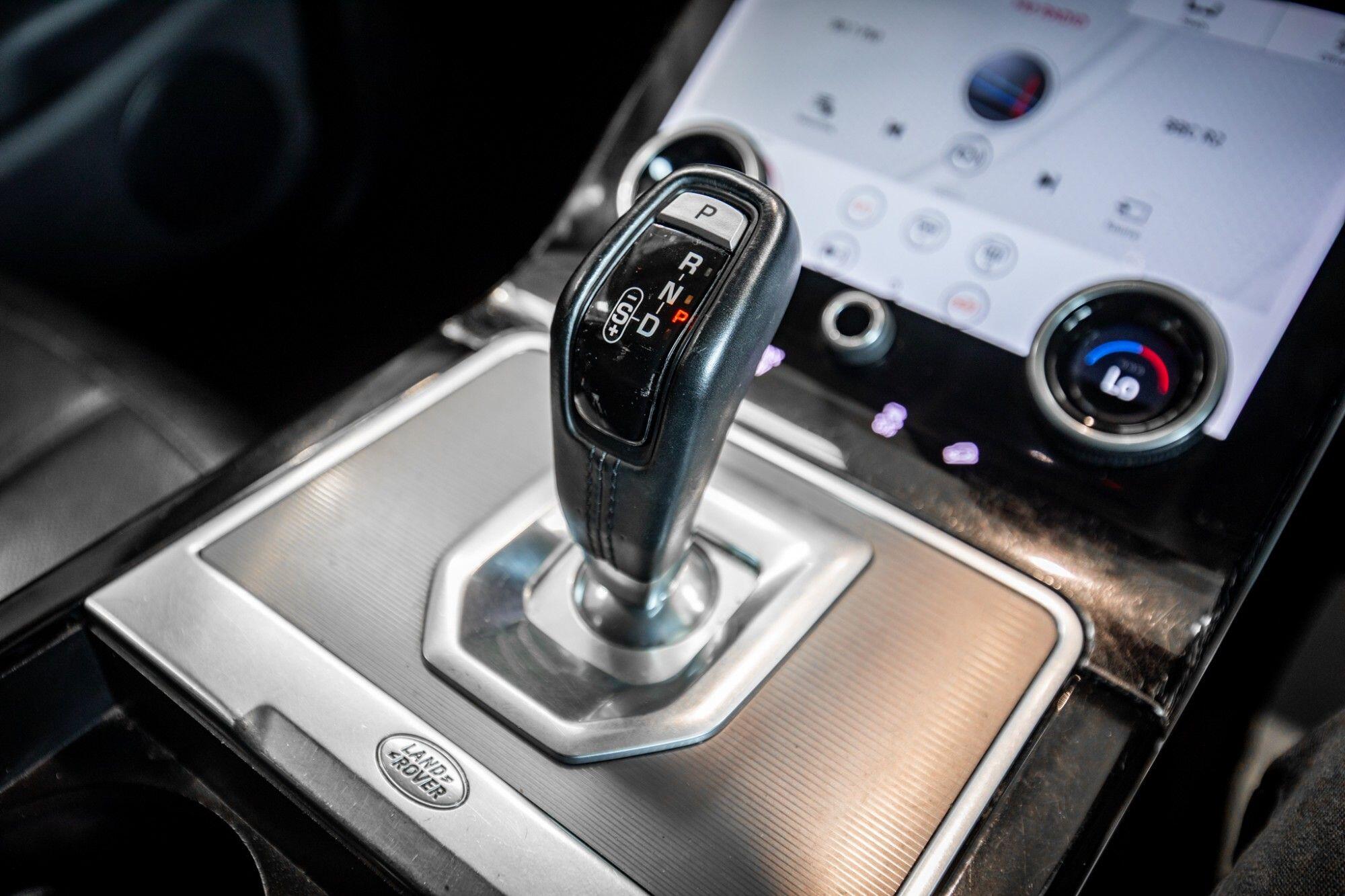 Land Rover Range Rover Evoque view 22