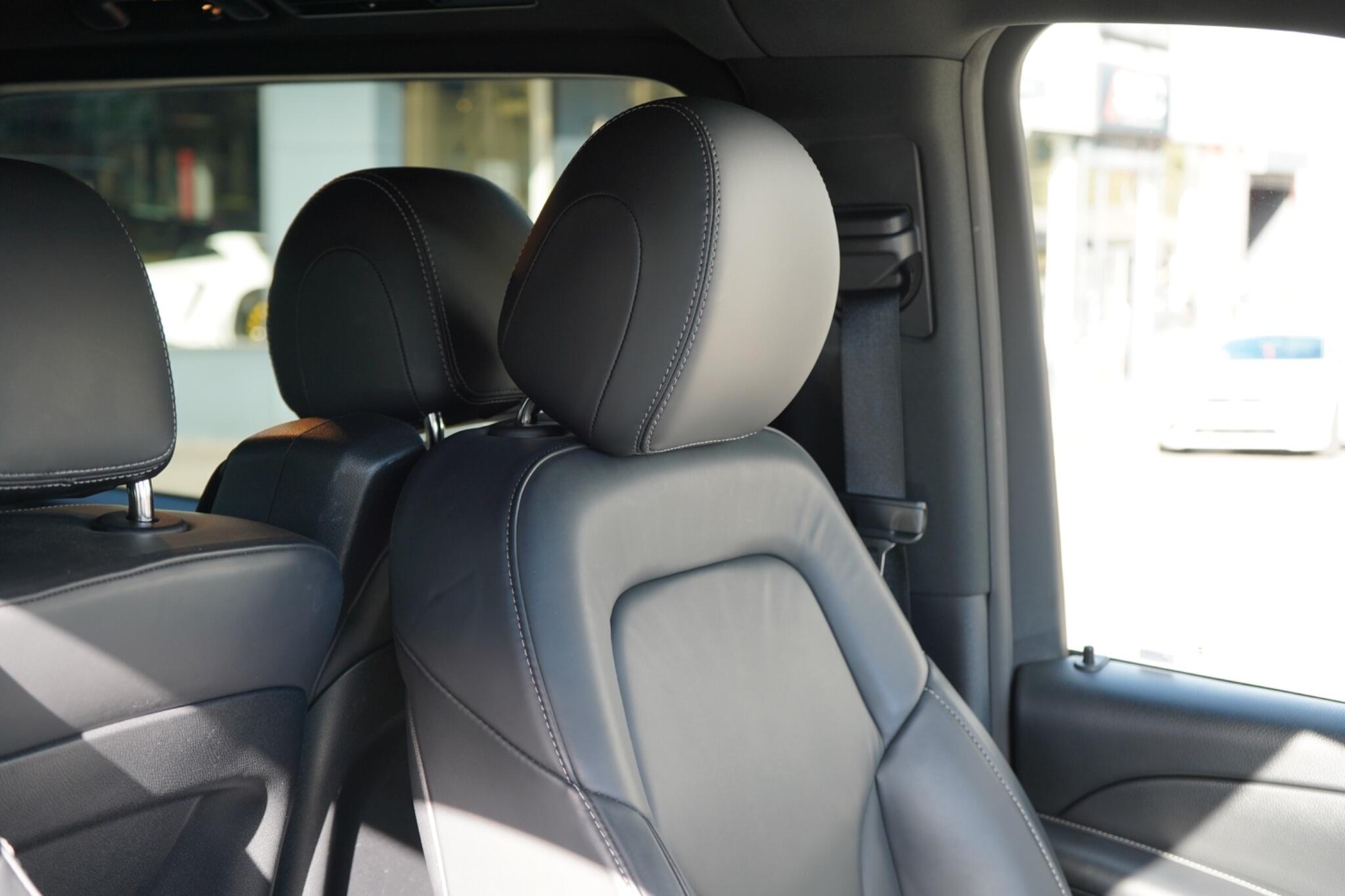Mercedes-Benz V Class view 27