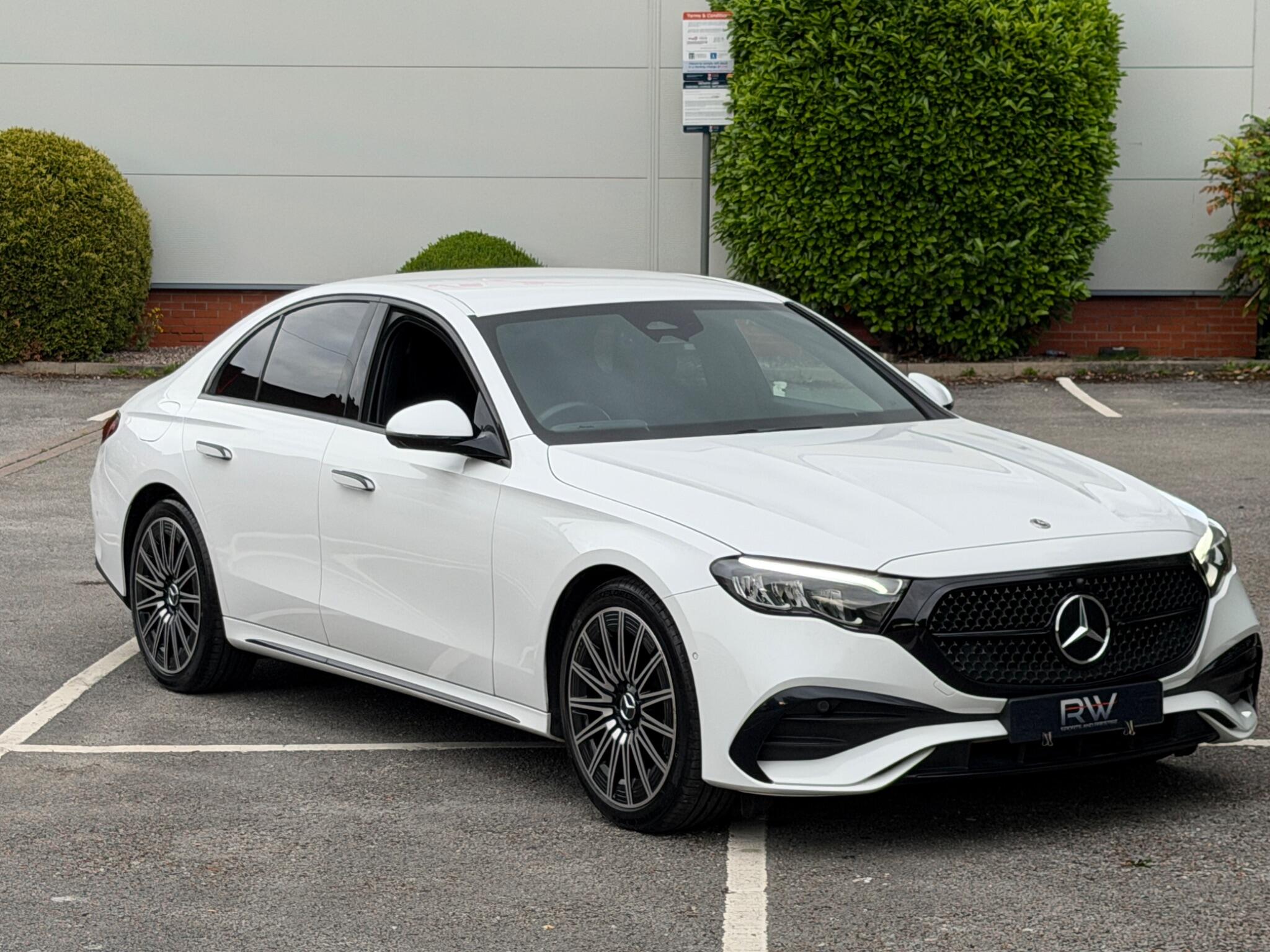 Mercedes-Benz E Class view 13
