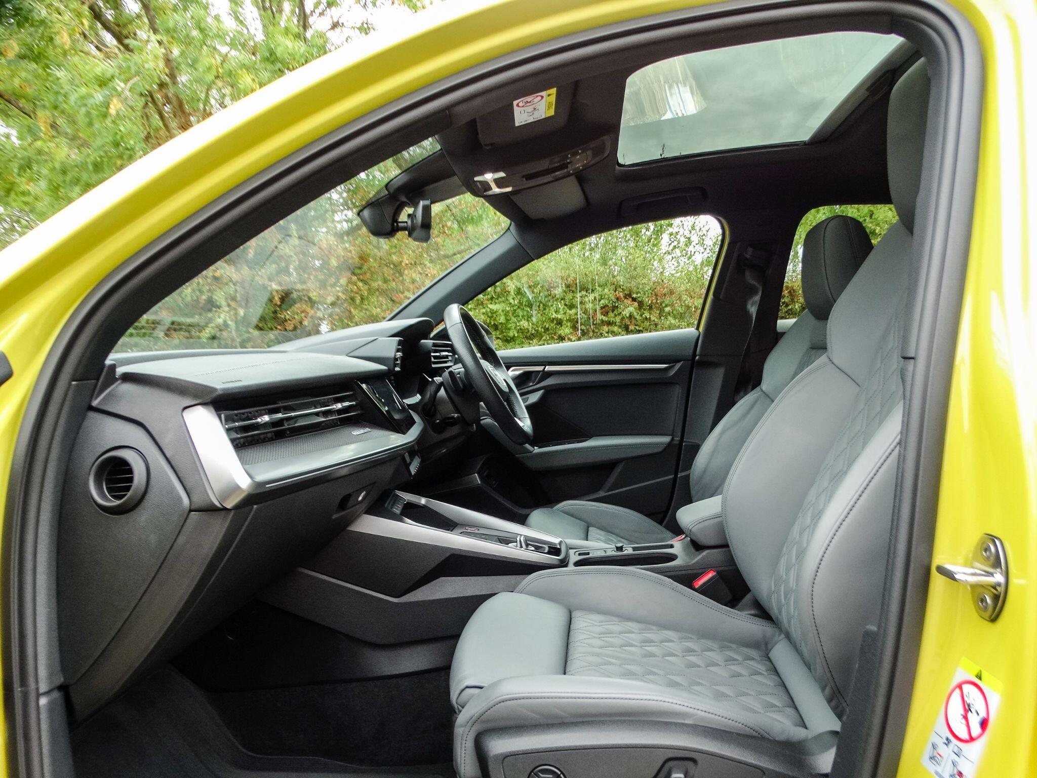 Audi S3 view 3