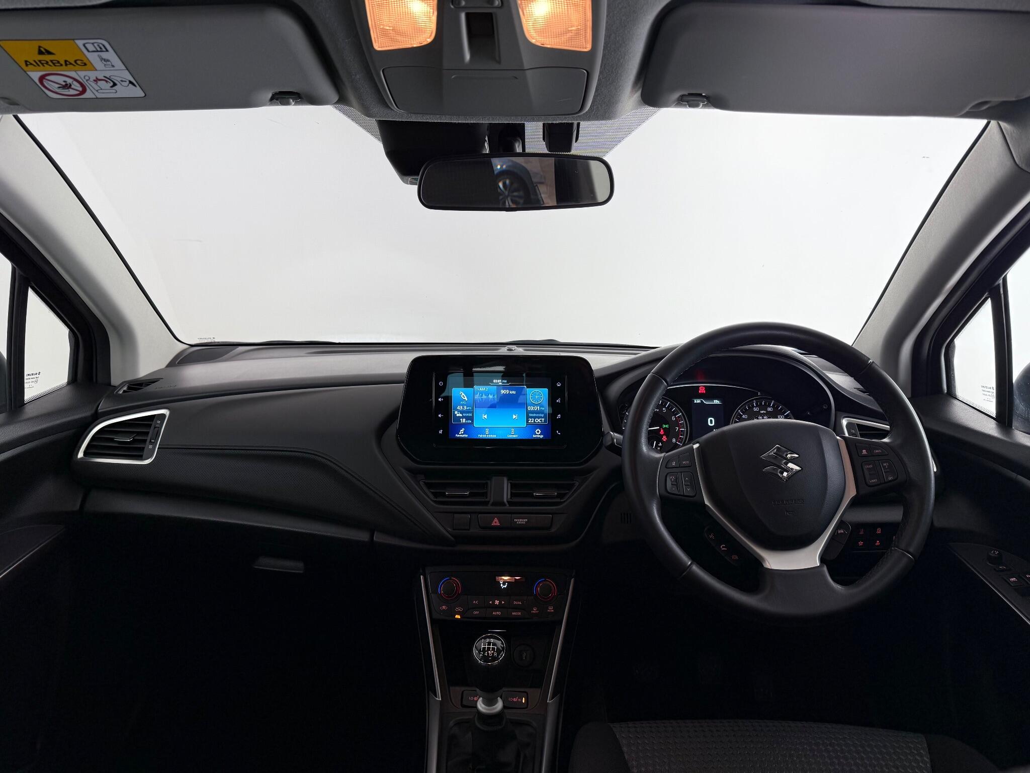 Suzuki S-Cross view 16