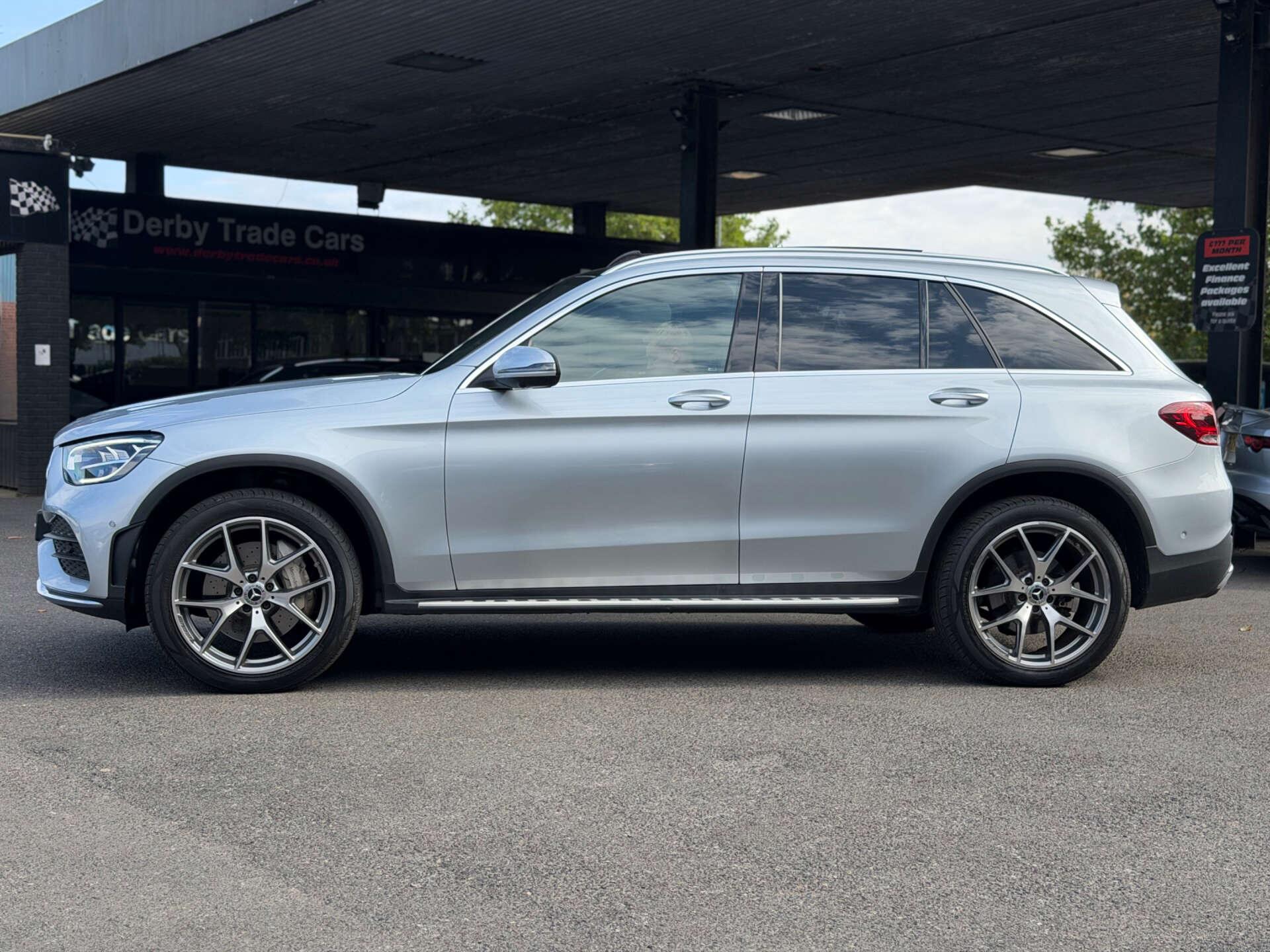Mercedes-Benz GLC view 9