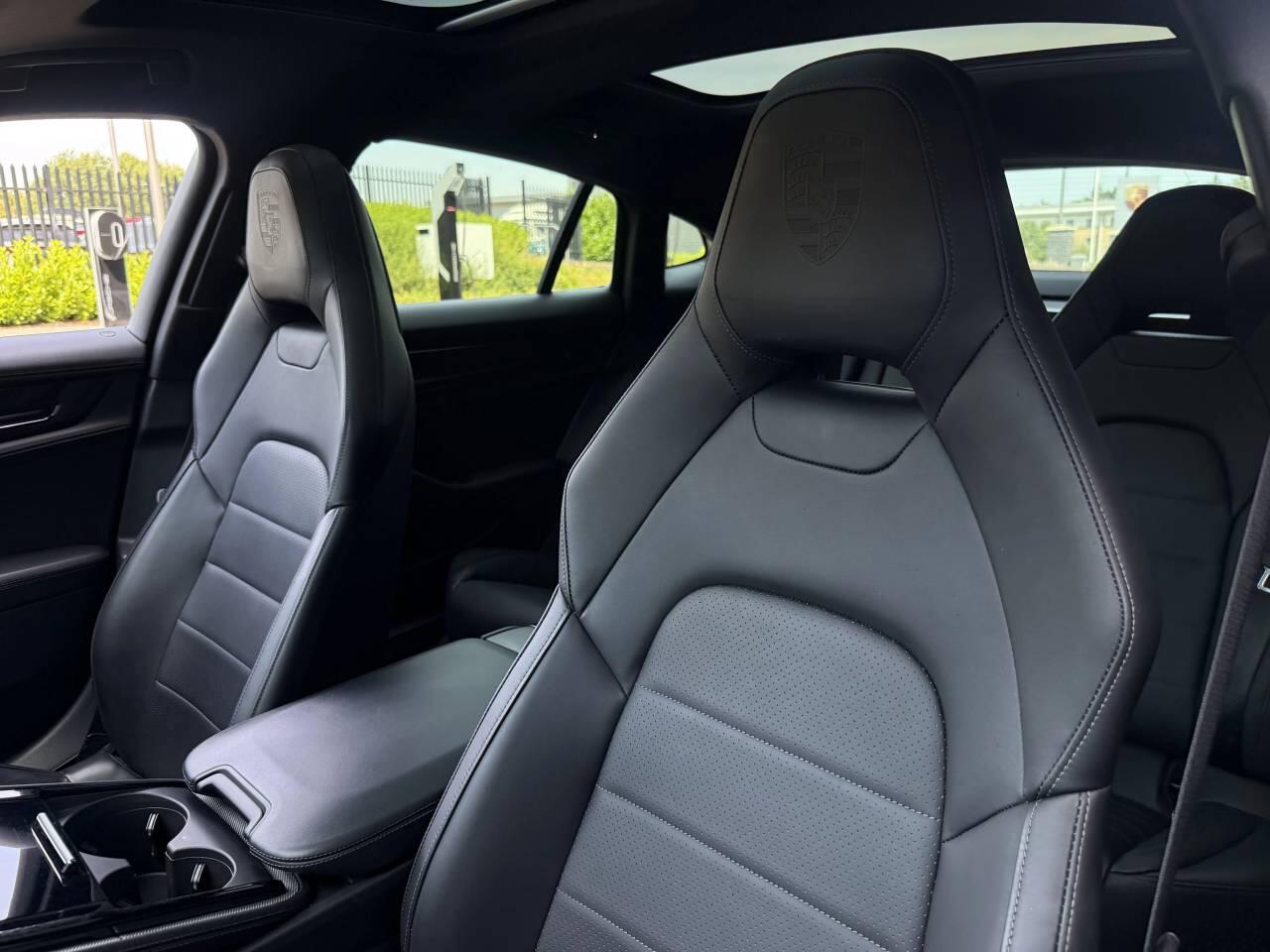 Porsche Panamera view 15