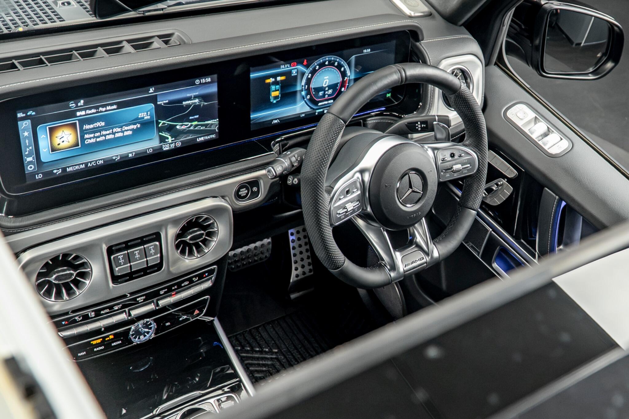 Mercedes-Benz G-Class view 40