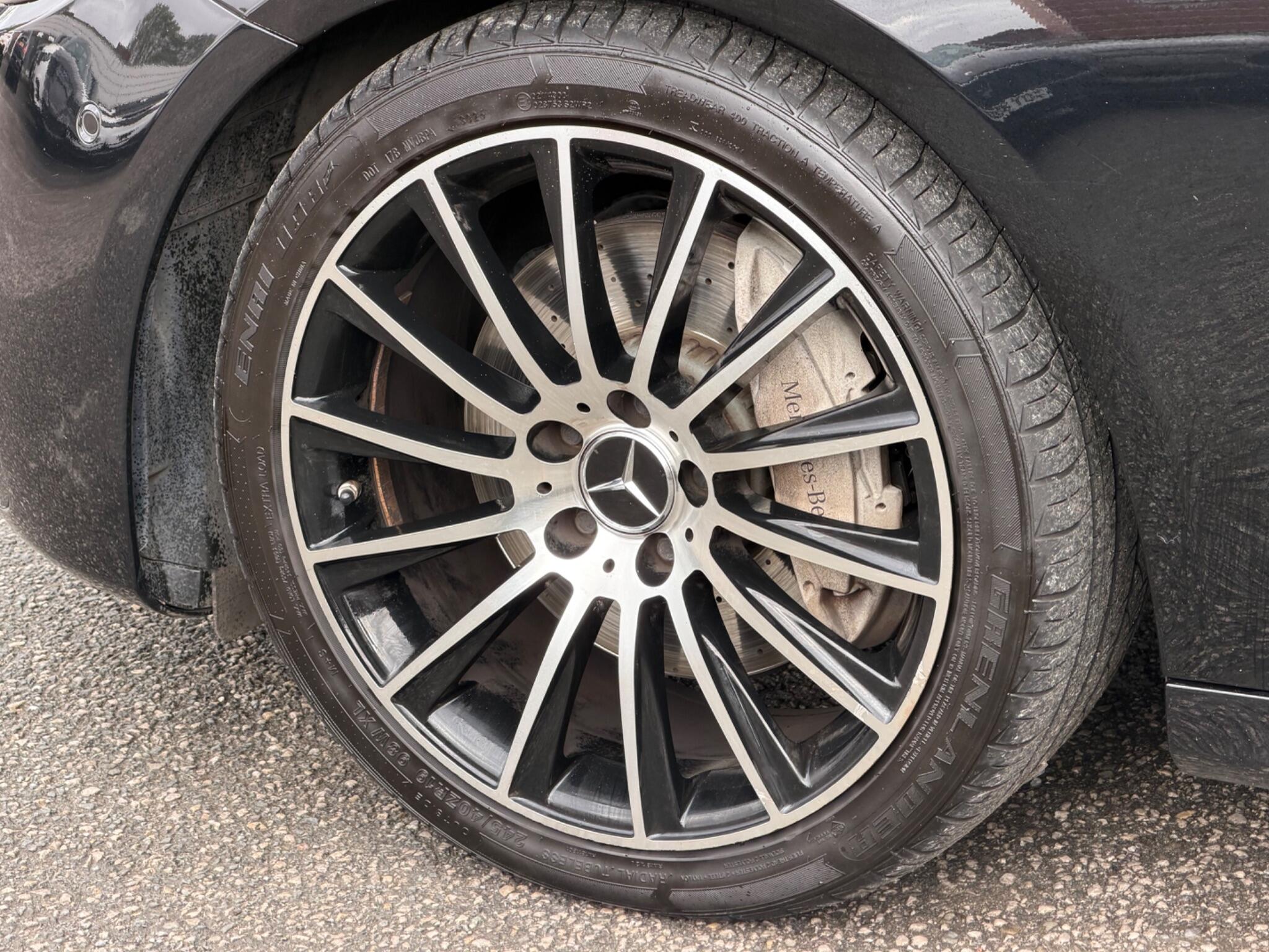 Mercedes-Benz E-Class view 59