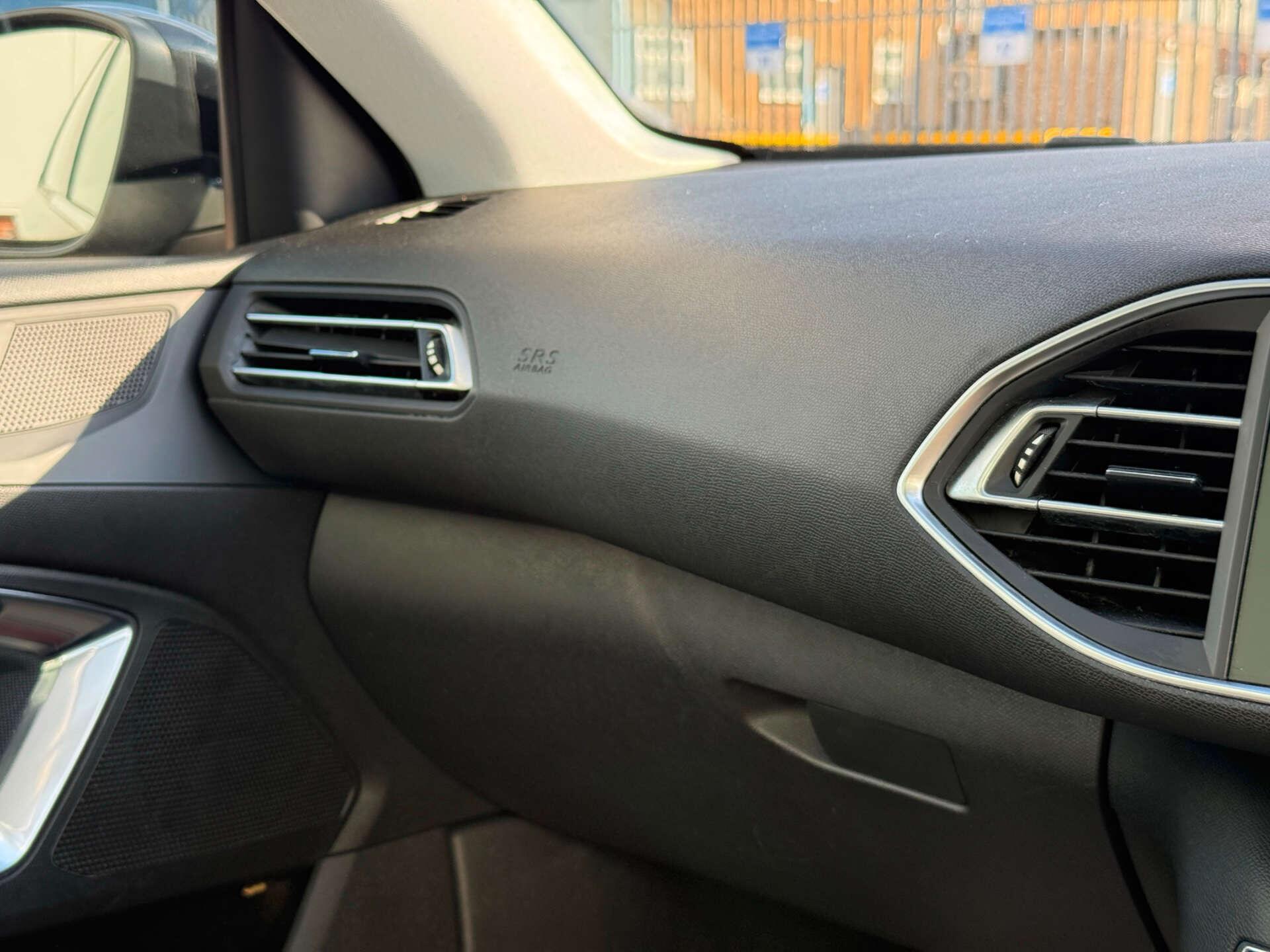 Peugeot 308 view 53