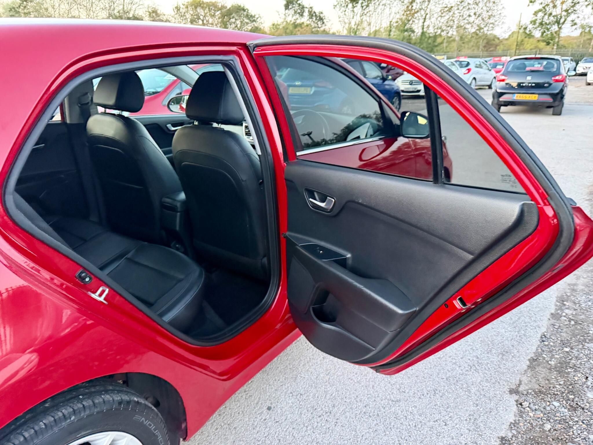 Kia Rio view 37