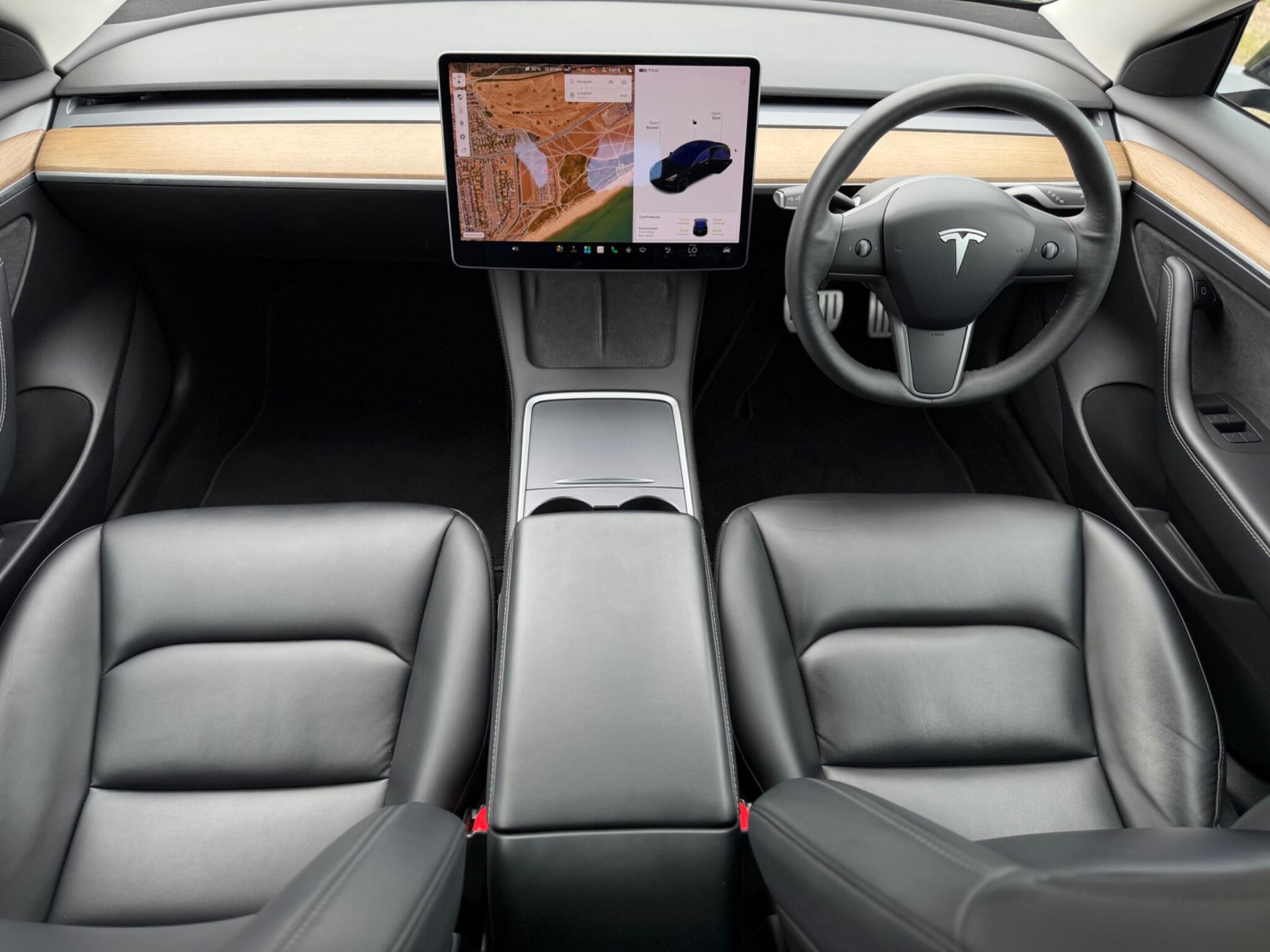 Tesla Model 3 view 12